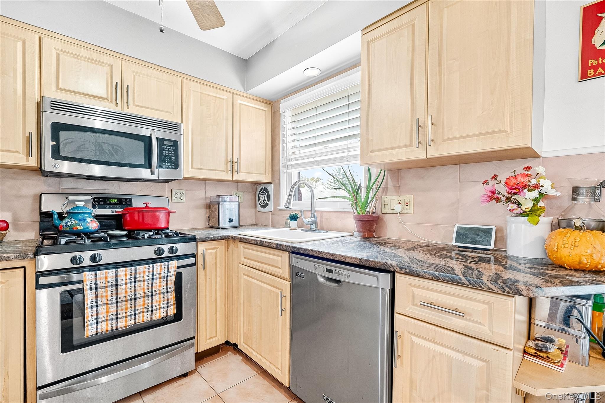 #3 photo, 4 Danbury Court, Suffern , NY 10901