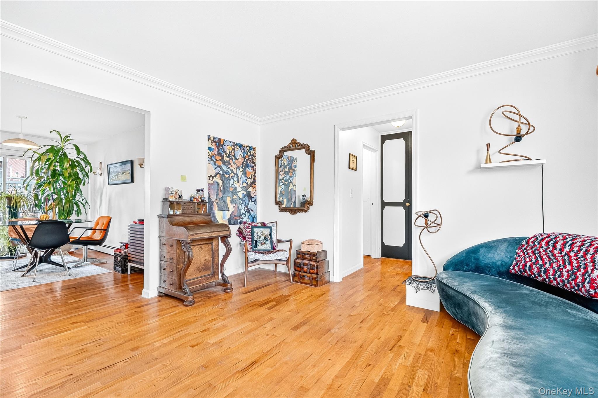 #8 photo, 4 Danbury Court, Suffern , NY 10901