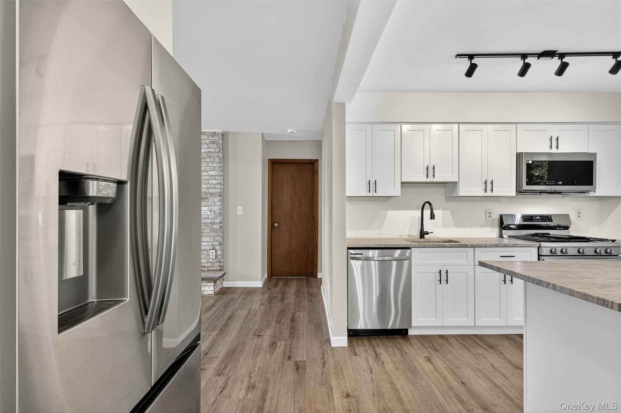 #12 photo, 13 Farmstead Road, New Windsor , NY 12553