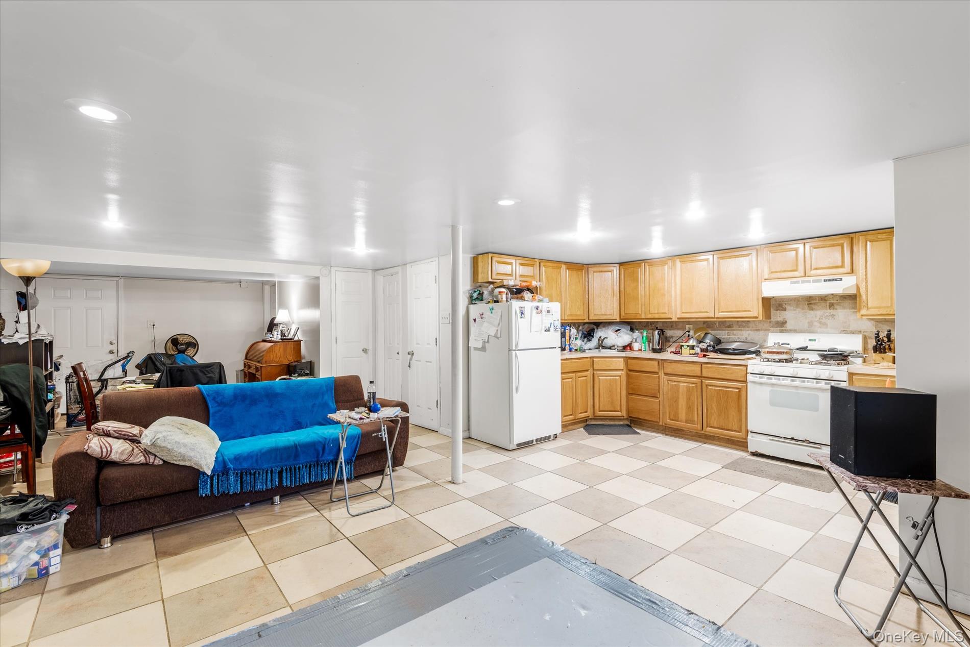 #12 photo, 151-42 82nd Street, Howard Beach , NY 11414