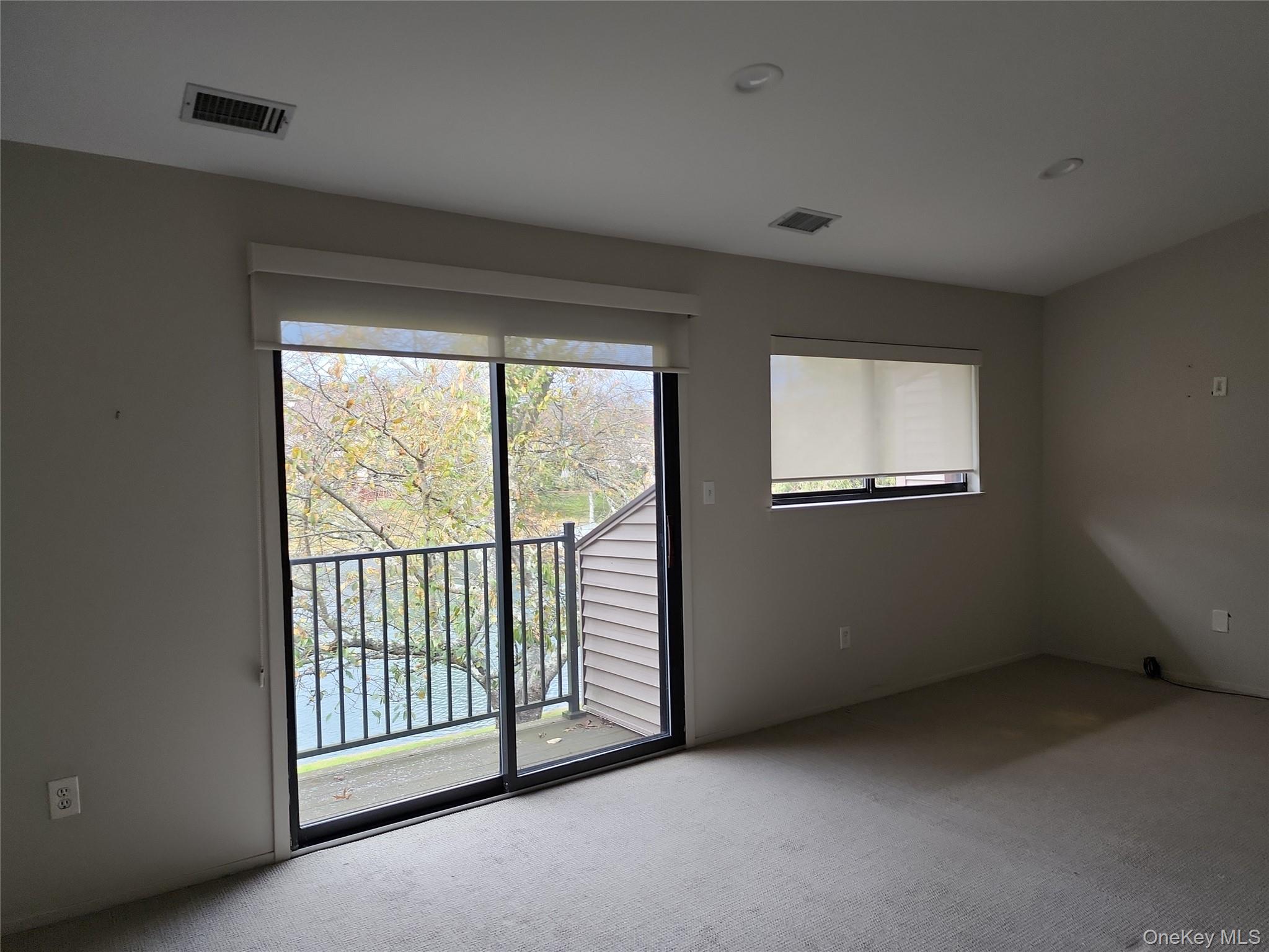 #12 photo, 80 Northgate Circle, サフォーク郡 Melville , NY 11747