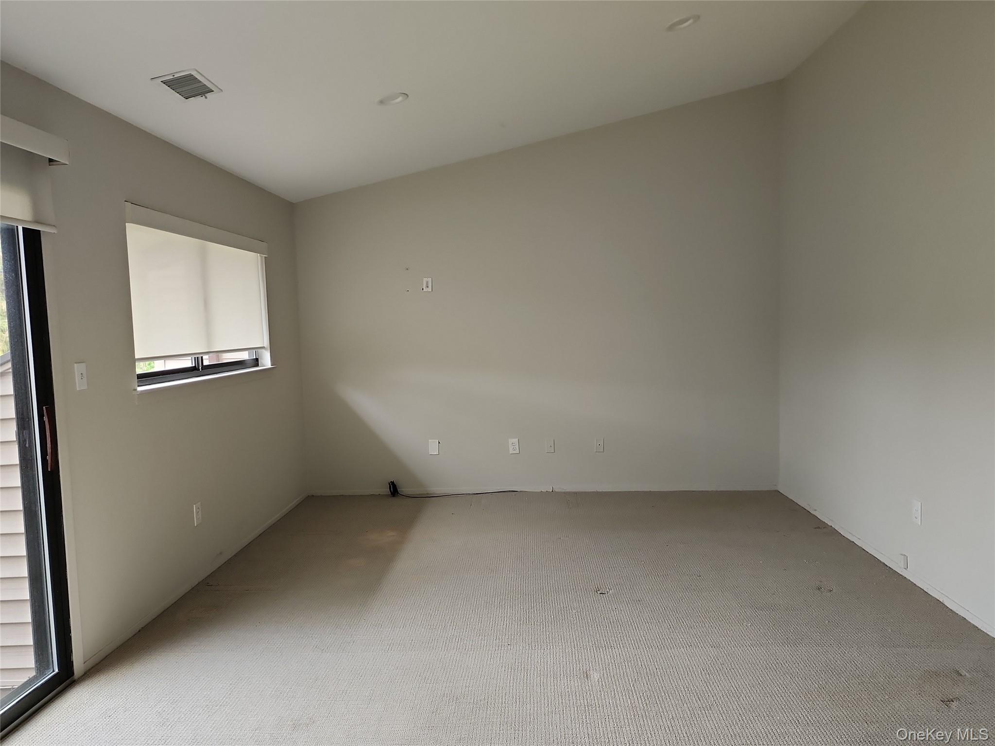 #13 photo, 80 Northgate Circle, サフォーク郡 Melville , NY 11747