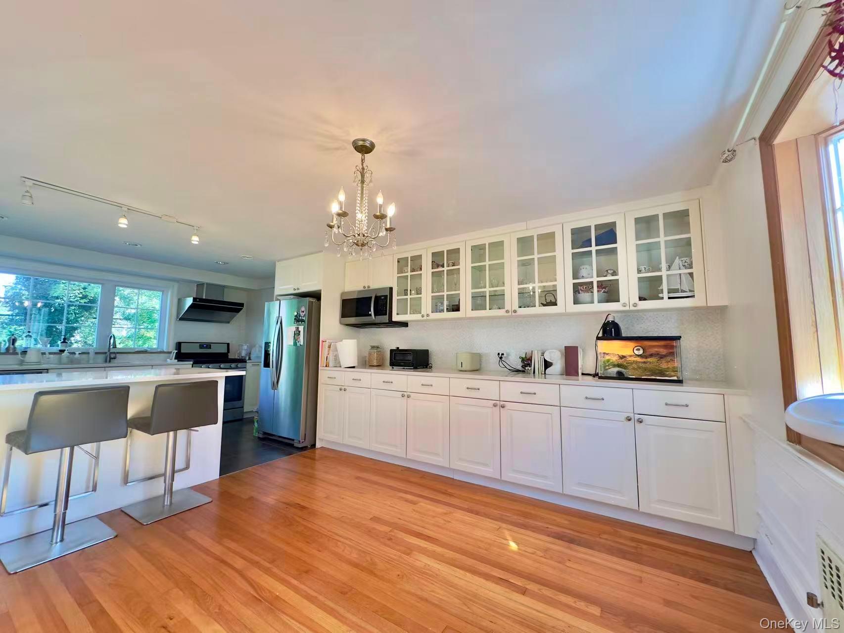 #3 photo, 167 Old Mill Road, ナッソー郡 Manhasset , NY 11030