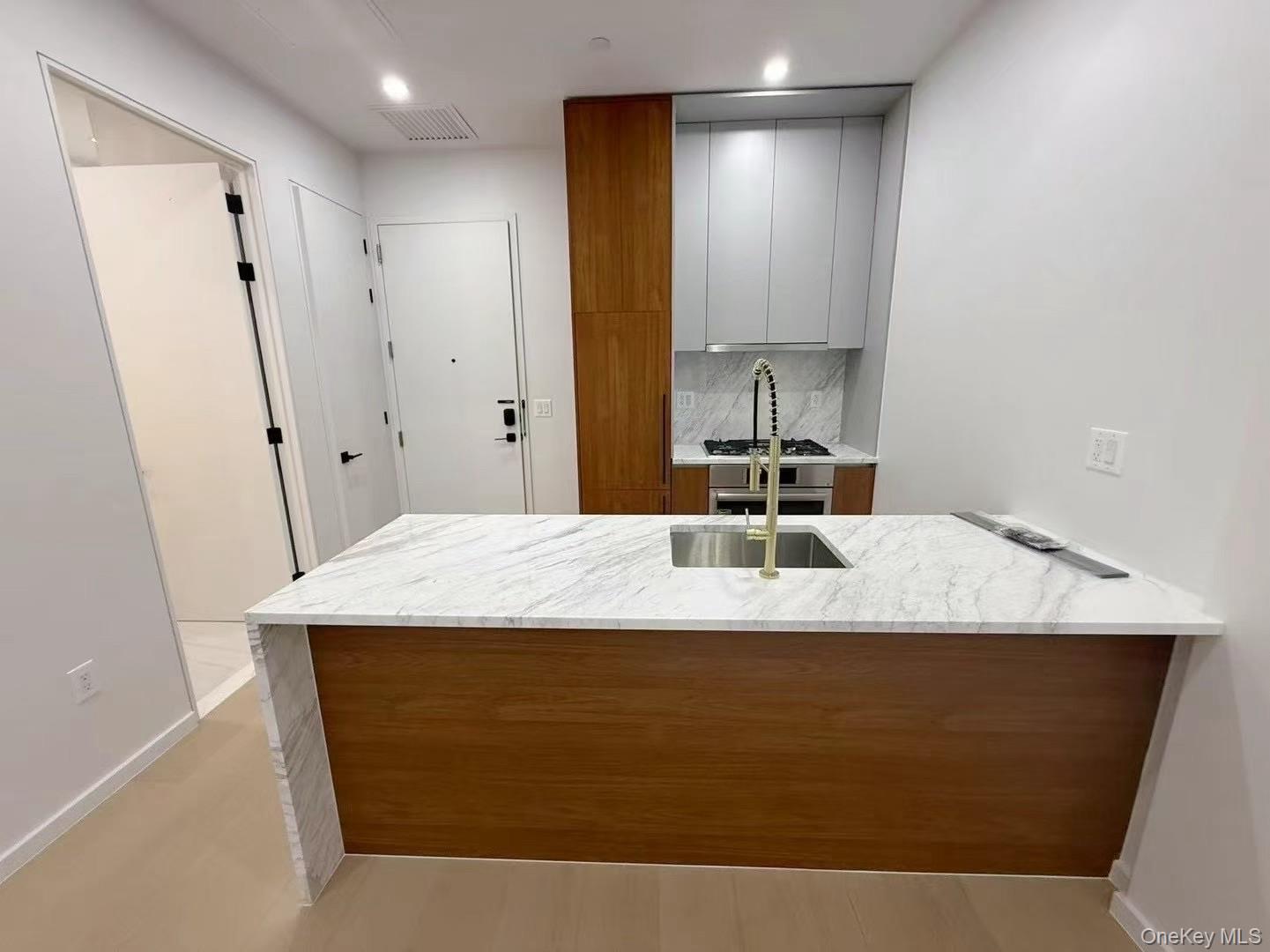 #2 photo, 31-16 21 Street, クイーンズ区 Astoria , NY 11106