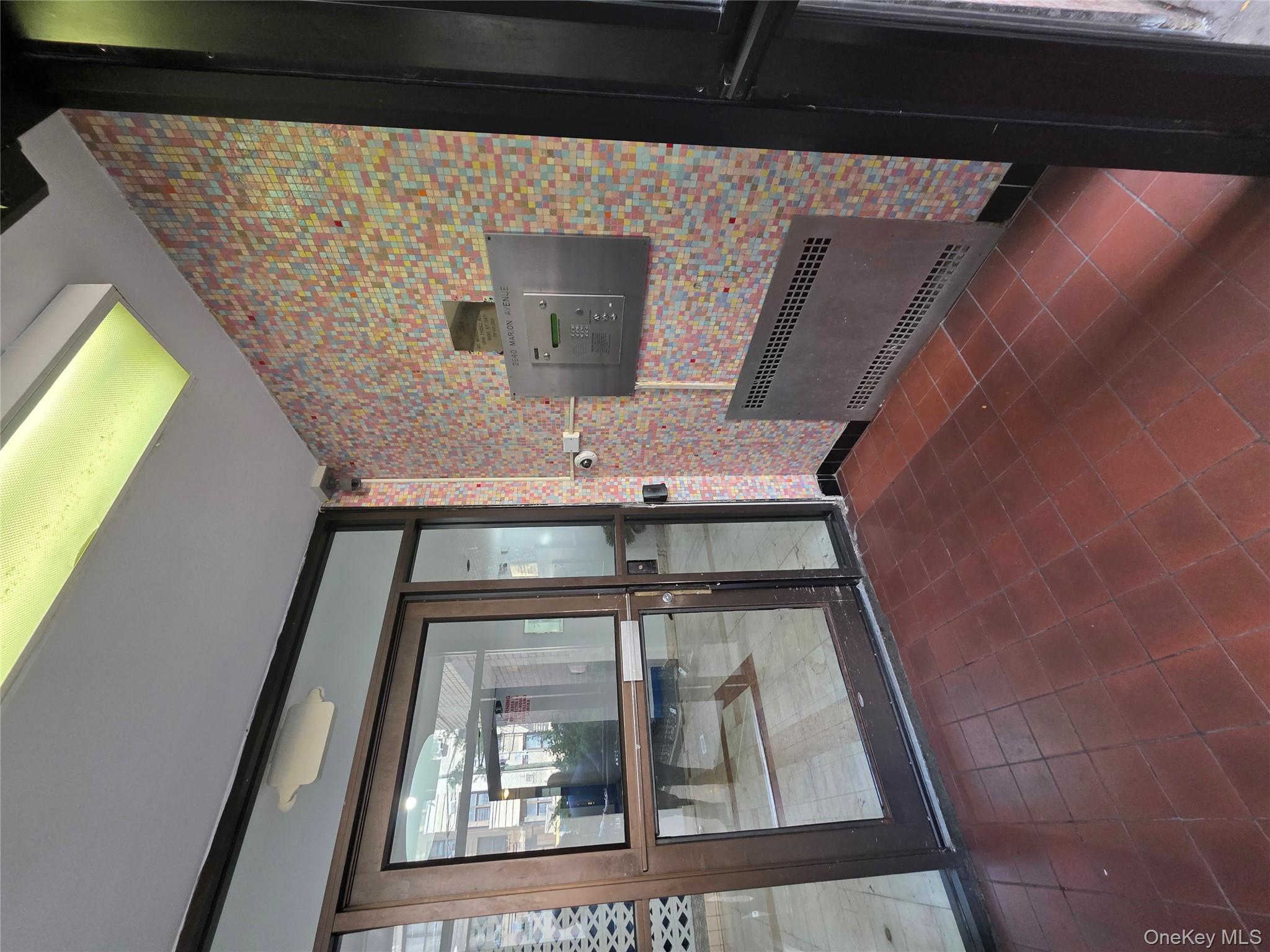 #2 photo, 2640 Marion Avenue, ブロンクス区 Bronx , NY 10458