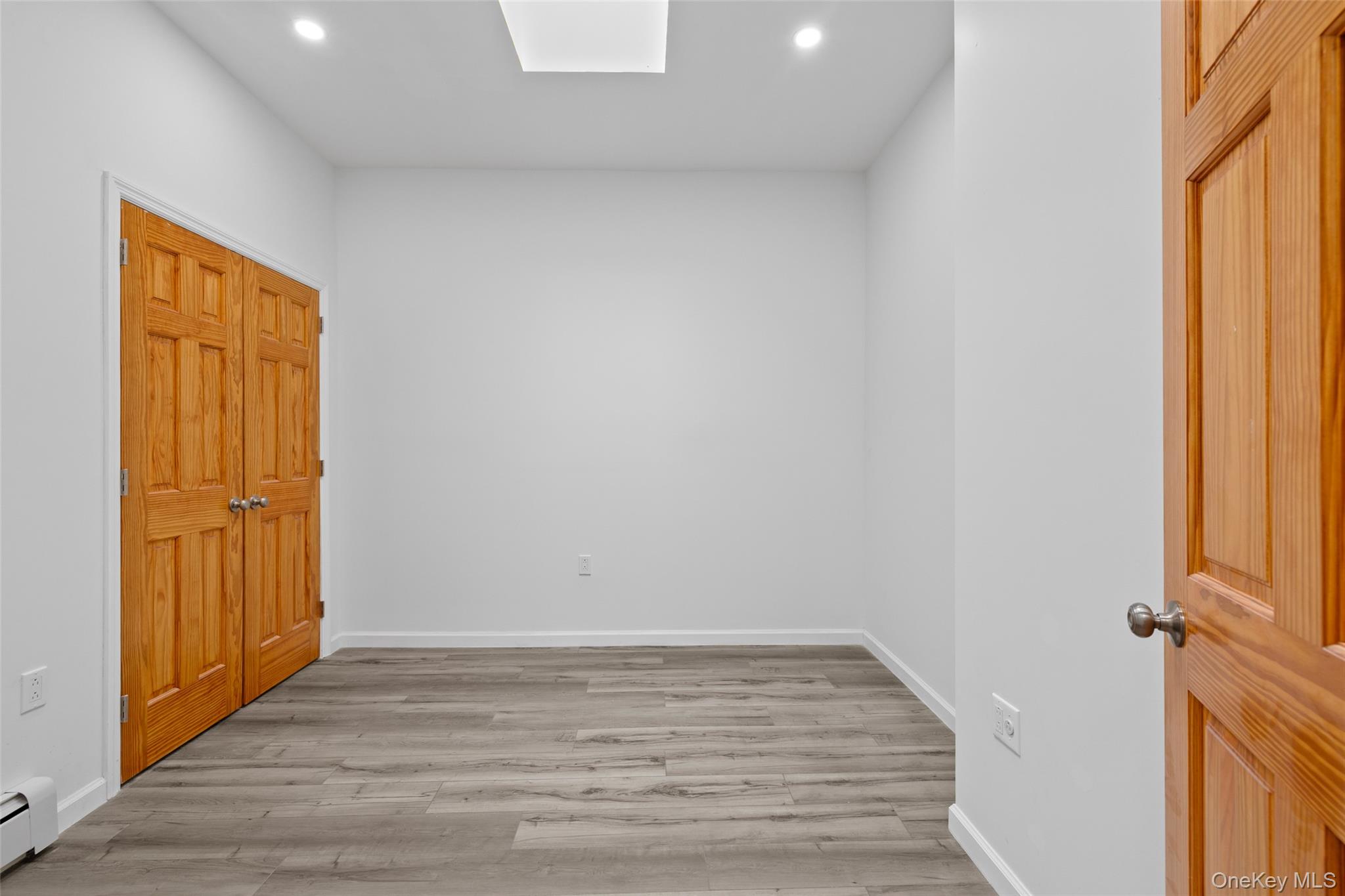 #10 photo, 168-31 Hillside Avenue, クイーンズ区 Jamaica , NY 11432