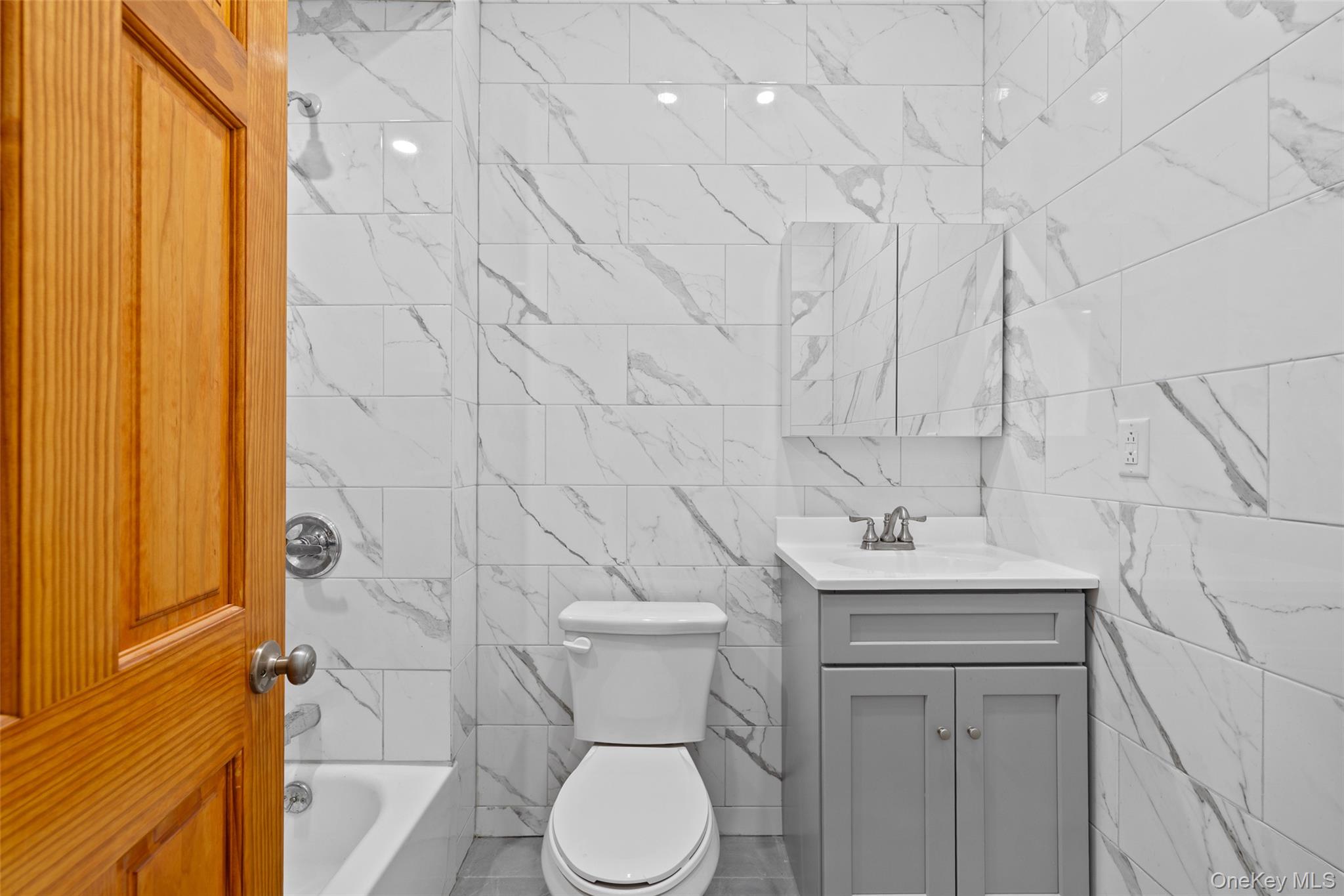 #12 photo, 168-31 Hillside Avenue, クイーンズ区 Jamaica , NY 11432