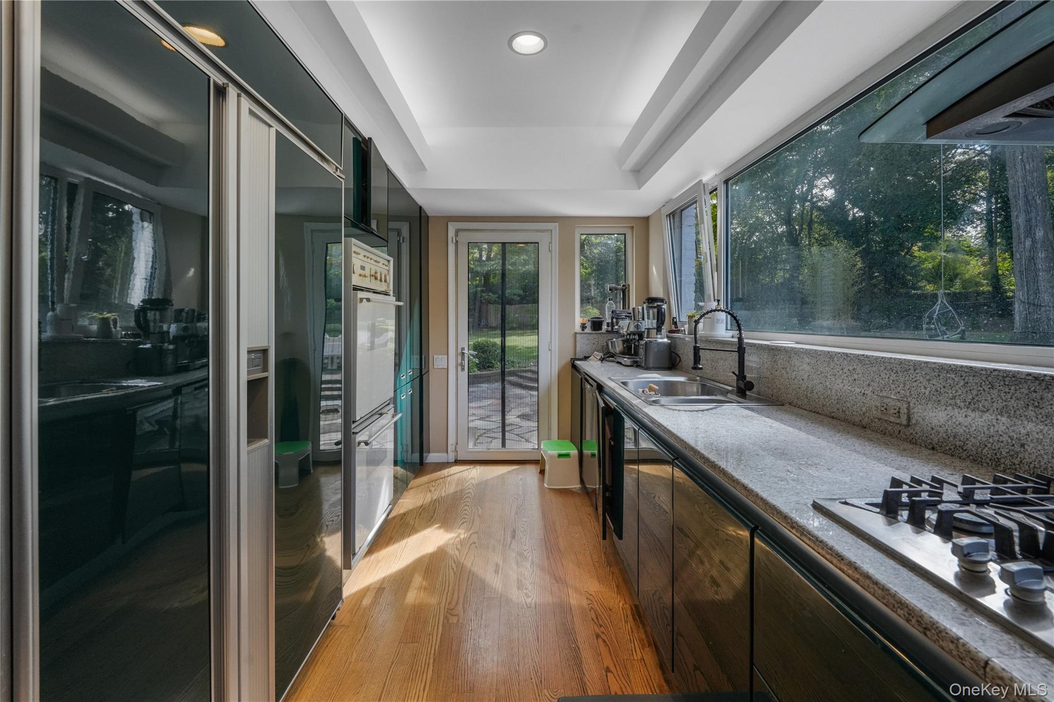 #17 photo, 24 Mineola Avenue, ナッソー郡 Roslyn Estates , NY 11576