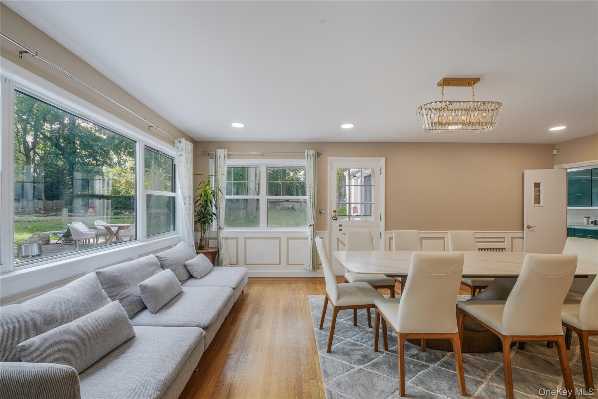 #9 photo, 24 Mineola Avenue, ナッソー郡 Roslyn Estates , NY 11576