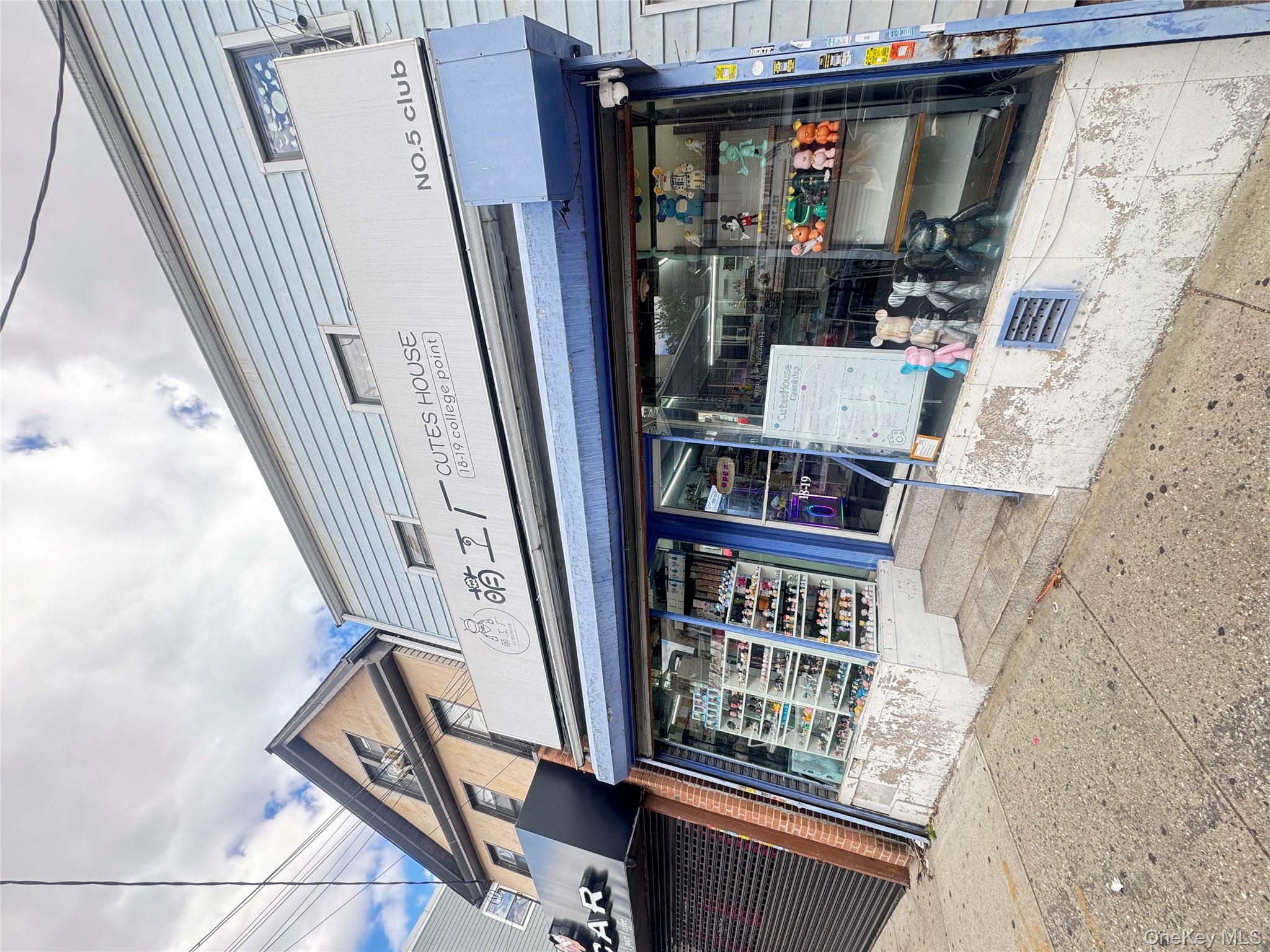 #1 photo, 1819 College Point Boulevard, クイーンズ区 College Point , NY 11356