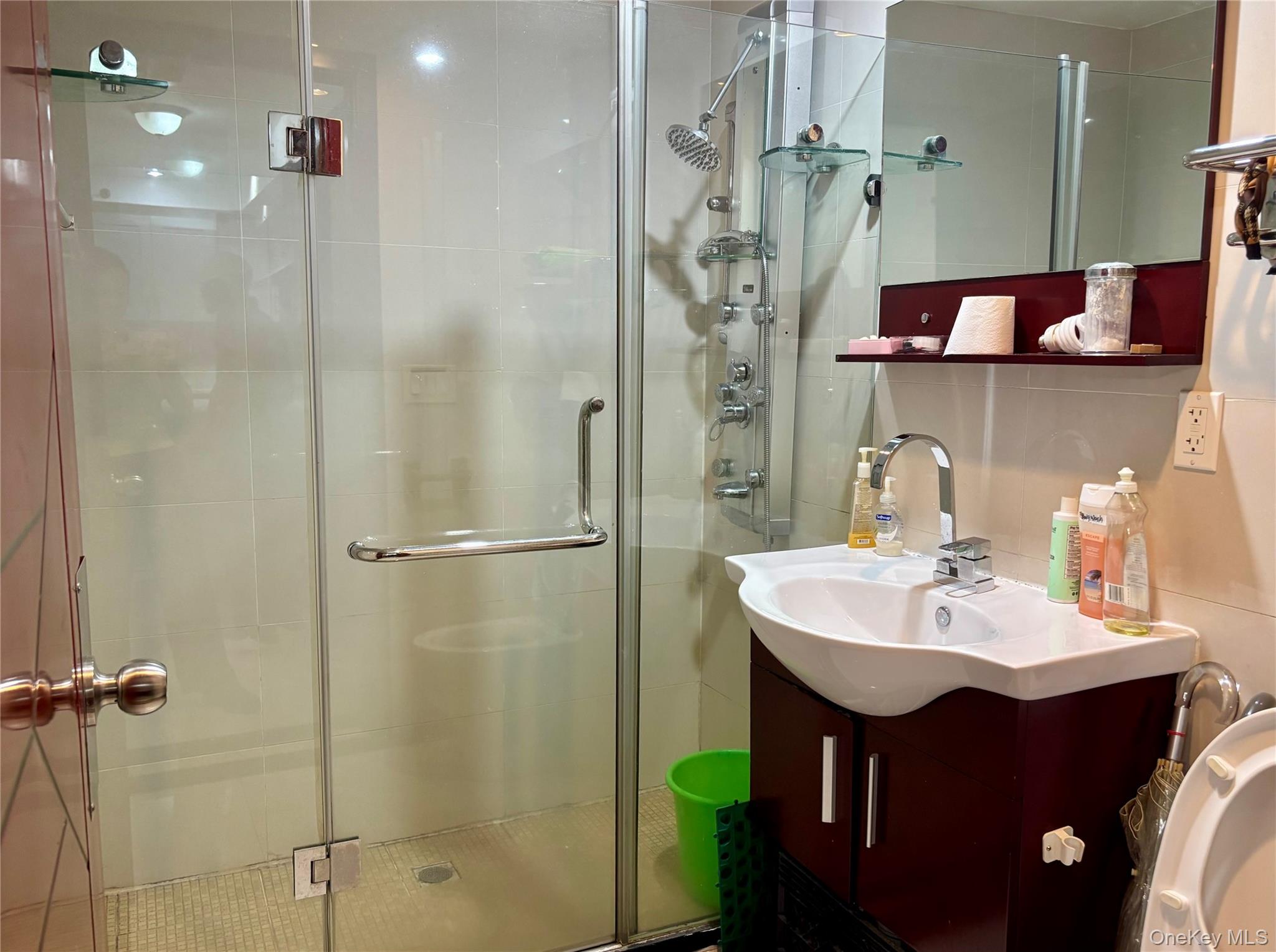 #7 photo, 132-29 Blossom Avenue, クイーンズ区 Flushing , NY 11355