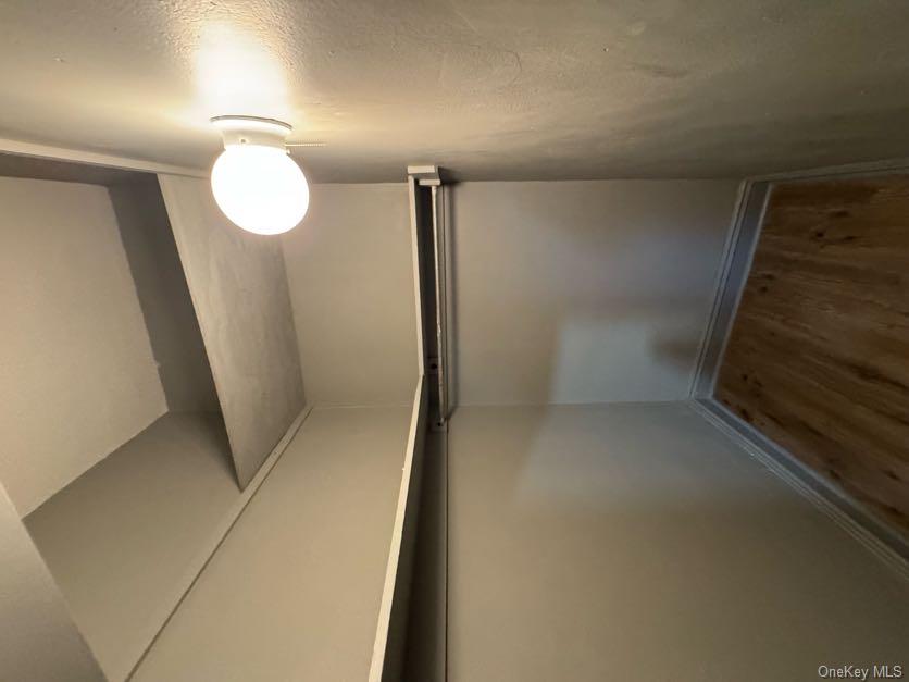 #11 photo, 58 Woodbine Street, ブルックリン区 Brooklyn , NY 11221