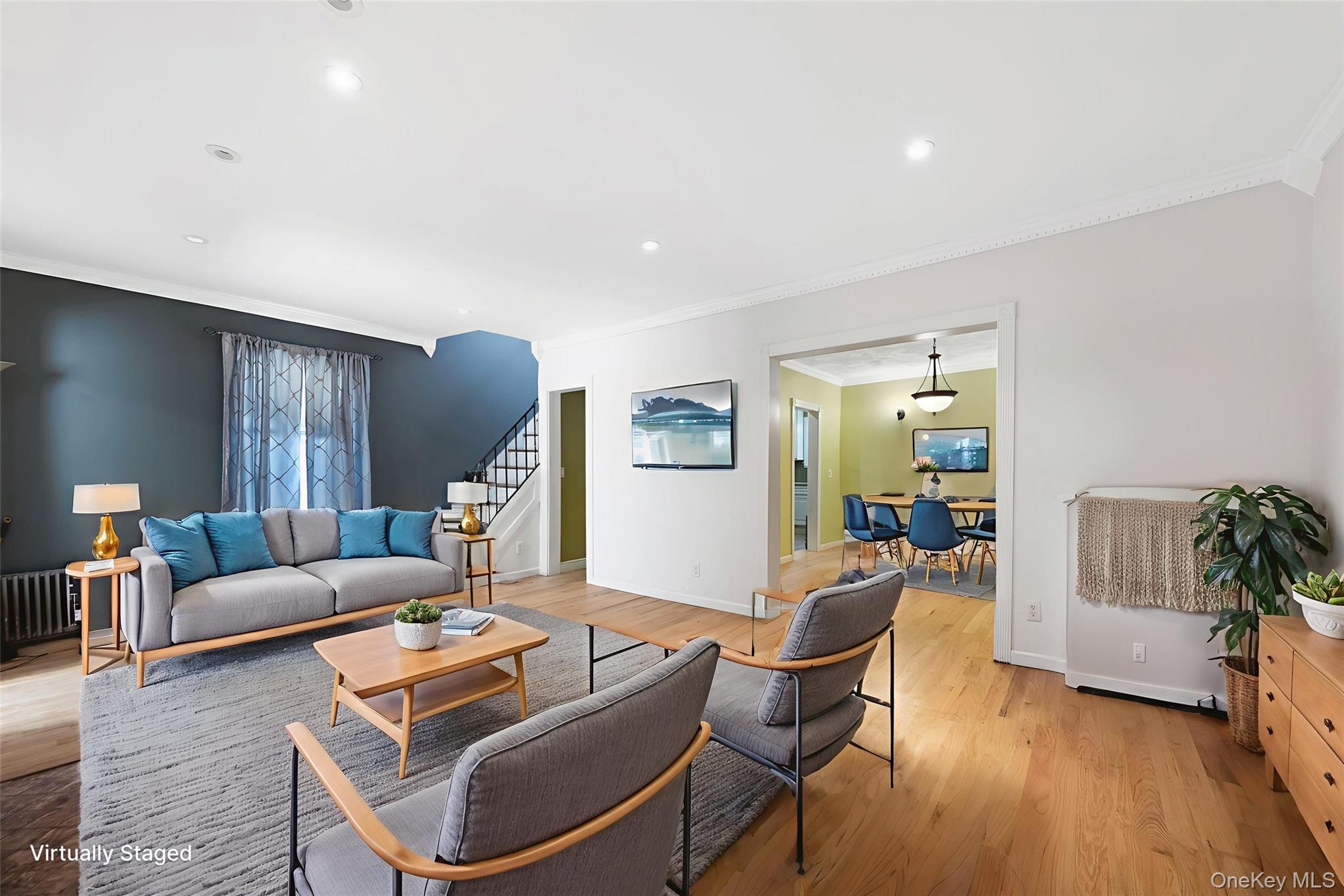 #2 photo, 208-17 100th Avenue, クイーンズ区 Queens Village , NY 11429