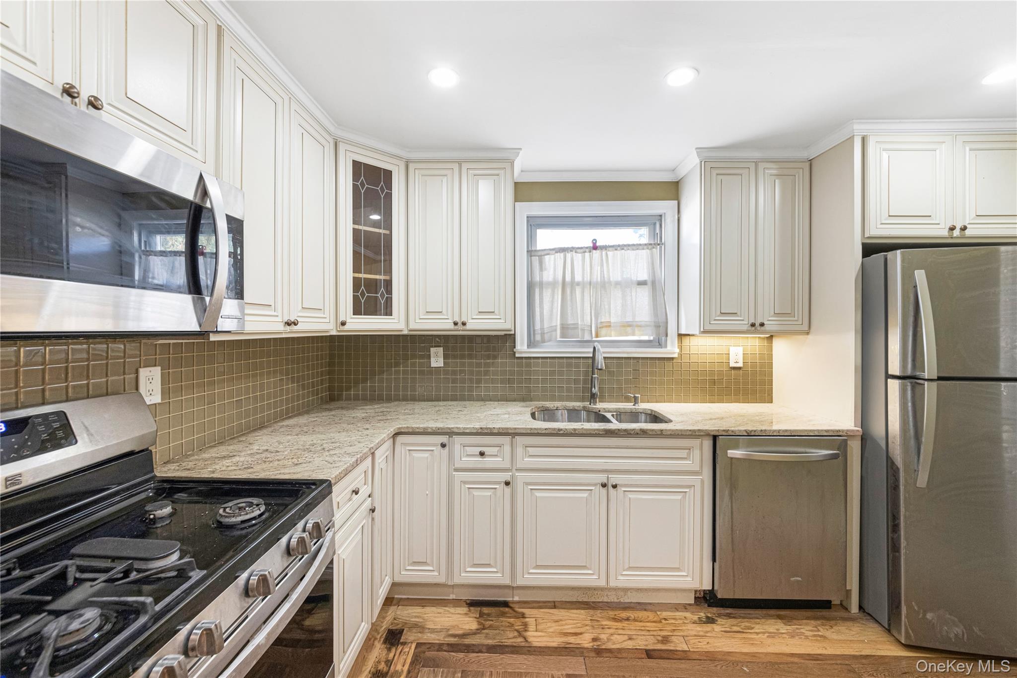 #6 photo, 208-17 100th Avenue, クイーンズ区 Queens Village , NY 11429