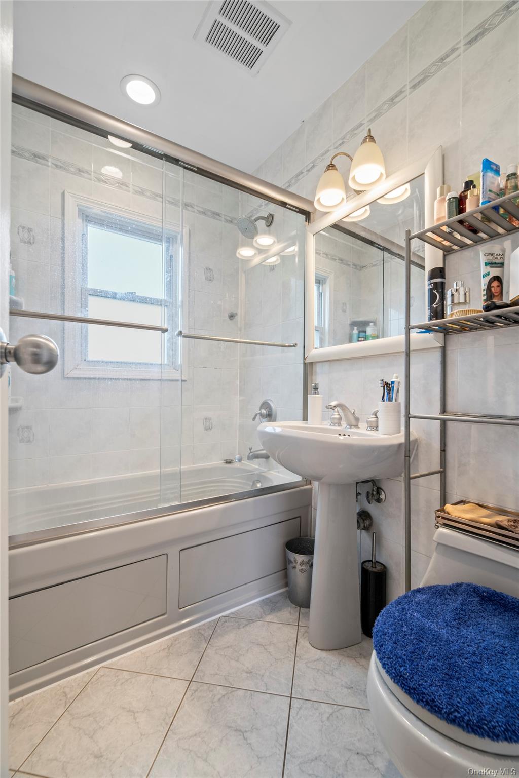 #18 photo, 2197 6th Street, ナッソー郡 East Meadow , NY 11554