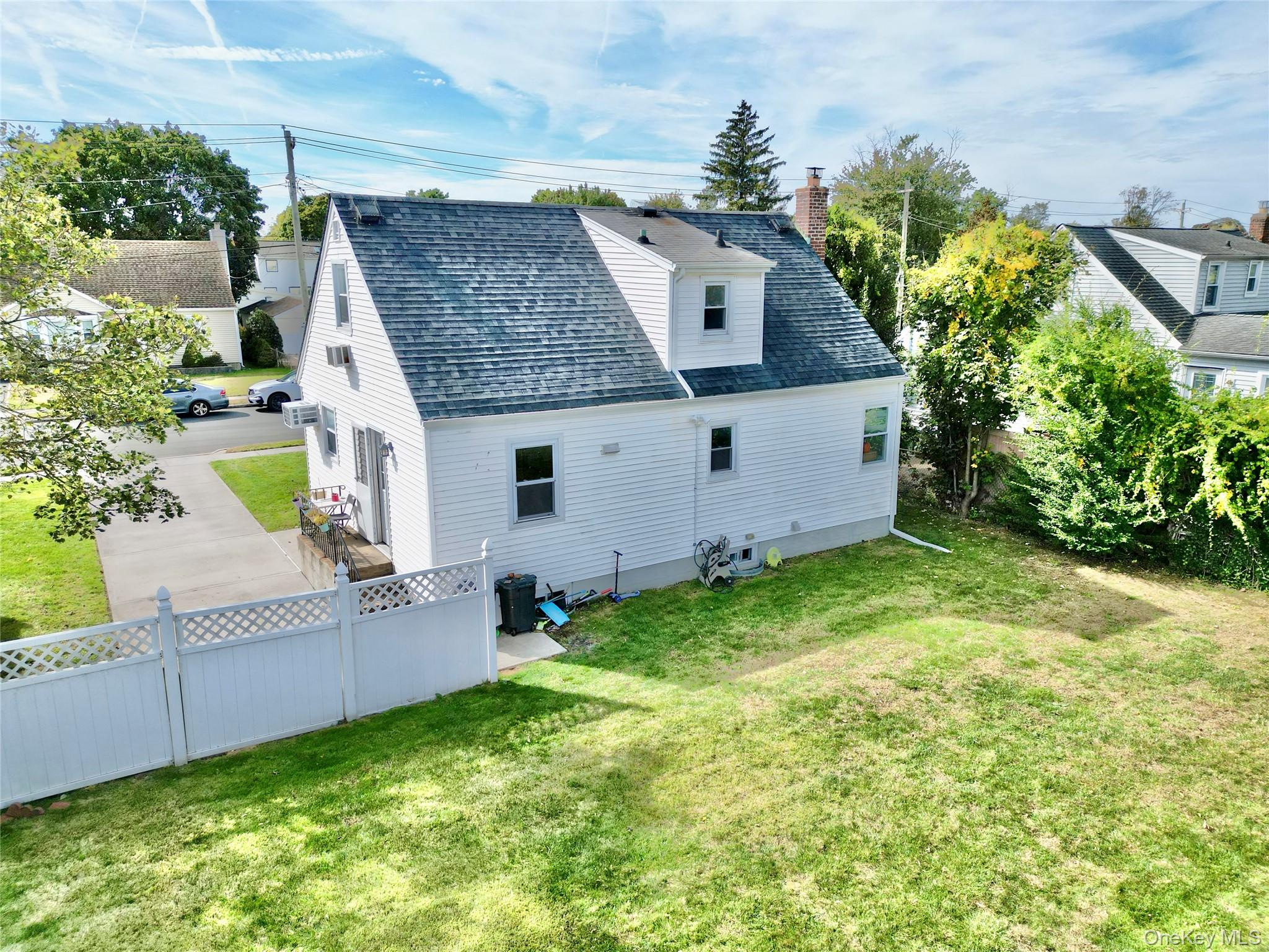 #4 photo, 2197 6th Street, ナッソー郡 East Meadow , NY 11554