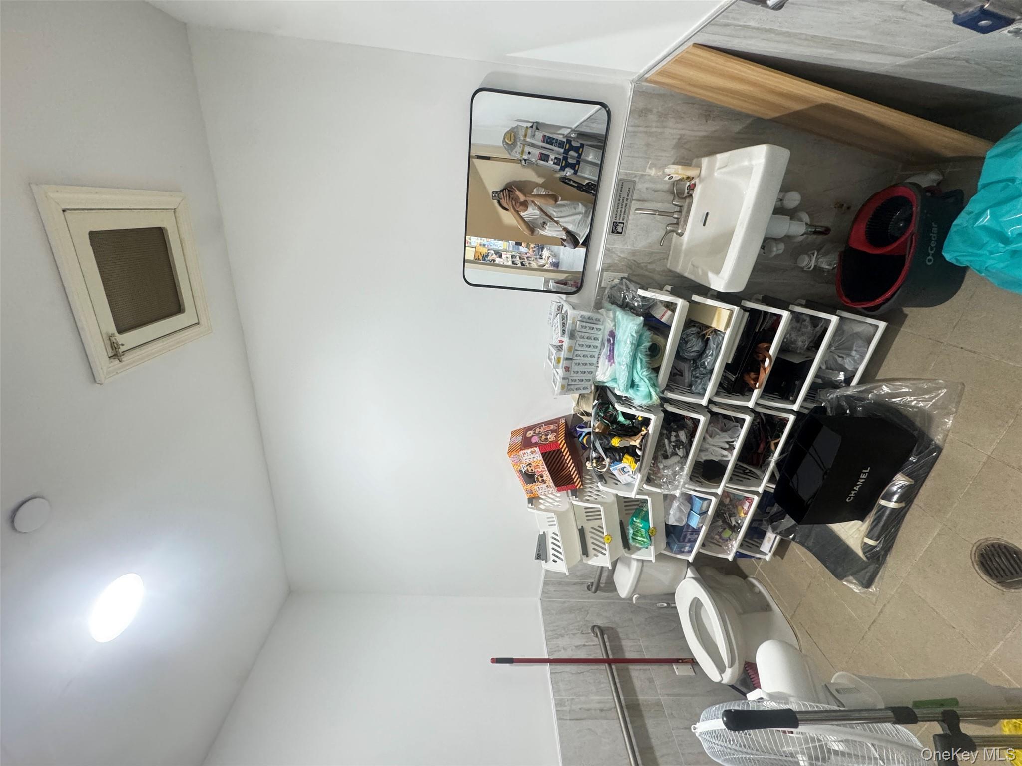 #8 photo, 7402 Grand Avenue, クイーンズ区 Elmhurst , NY 11373