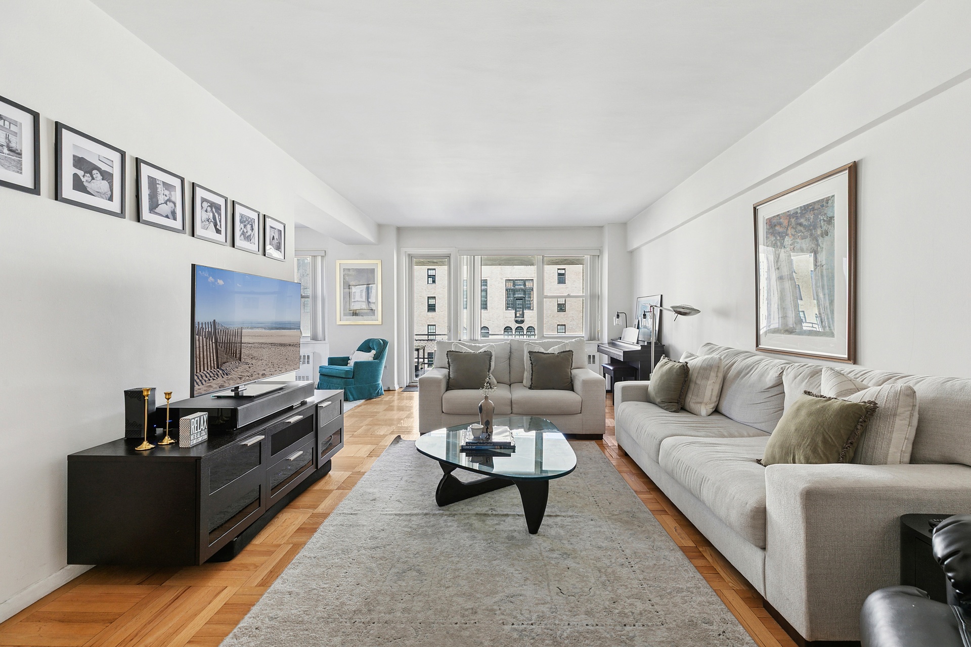 #1 photo, 40 E 9th Street, マンハッタン Greenwich Village , NY 10003