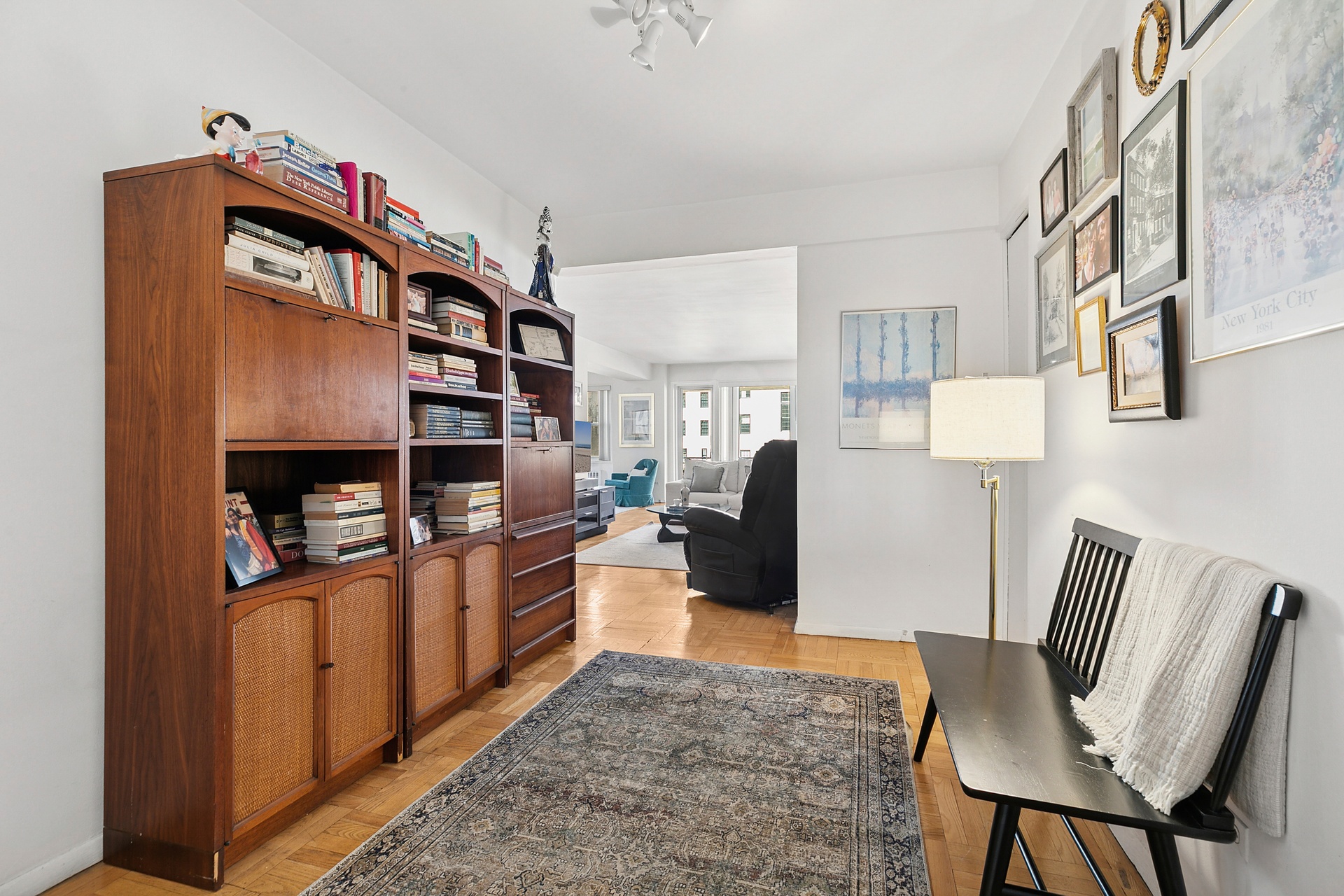 #11 photo, 40 E 9th Street, マンハッタン Greenwich Village , NY 10003