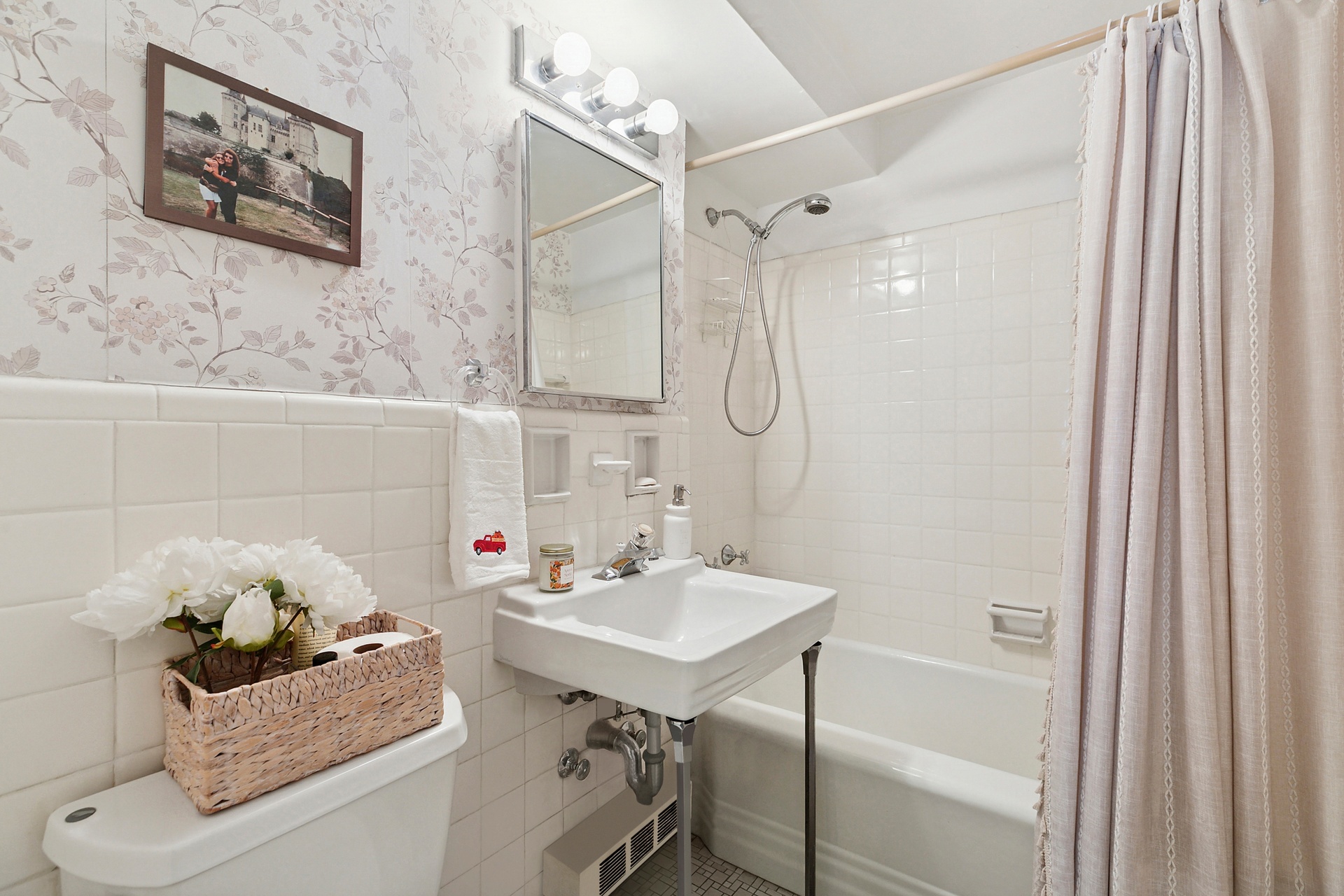 #7 photo, 40 E 9th Street, マンハッタン Greenwich Village , NY 10003