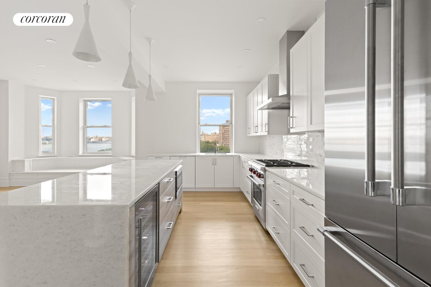 #15 photo, 344 W 72ND Street, マンハッタン Lincoln Square , NY 10023