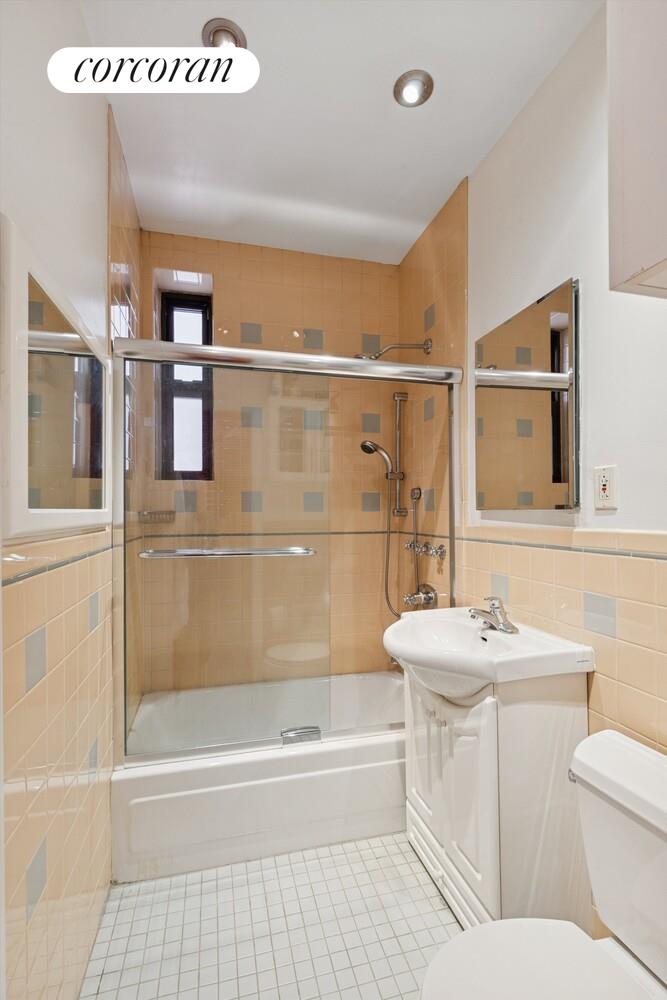 #7 photo, 30 E 95TH Street, マンハッタン Carnegie Hill , NY 10128