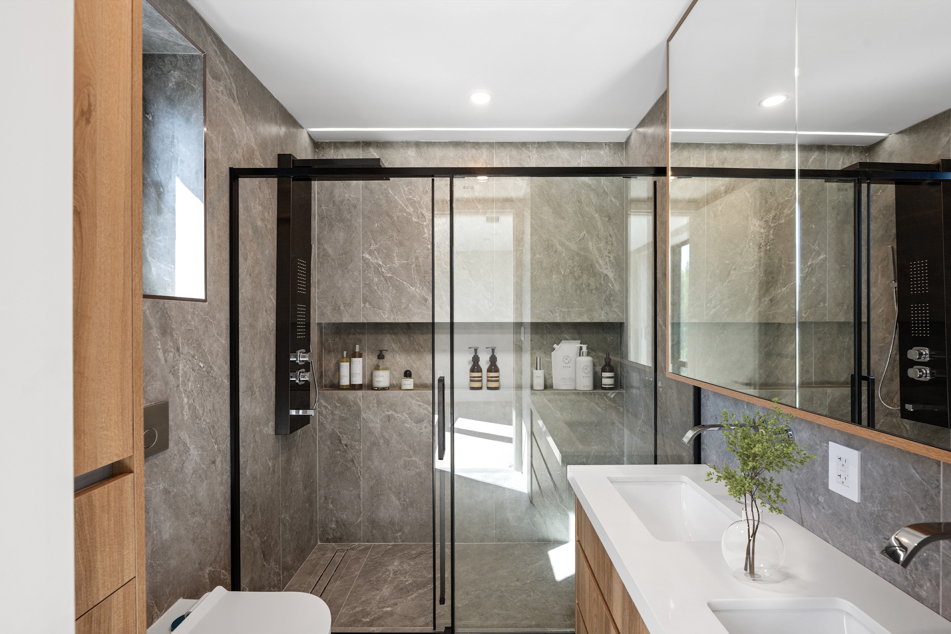 #9 photo, Brooklyn, East Williamsburg , NY 11211