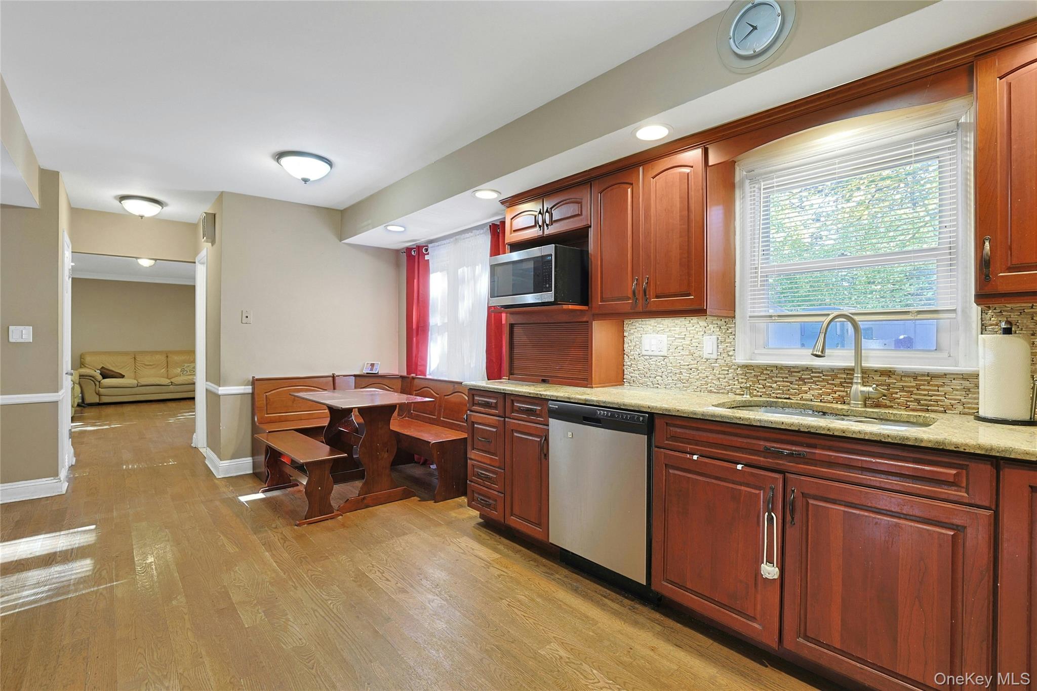 #6 photo, 2 Lancaster Drive, Suffern , NY 10901