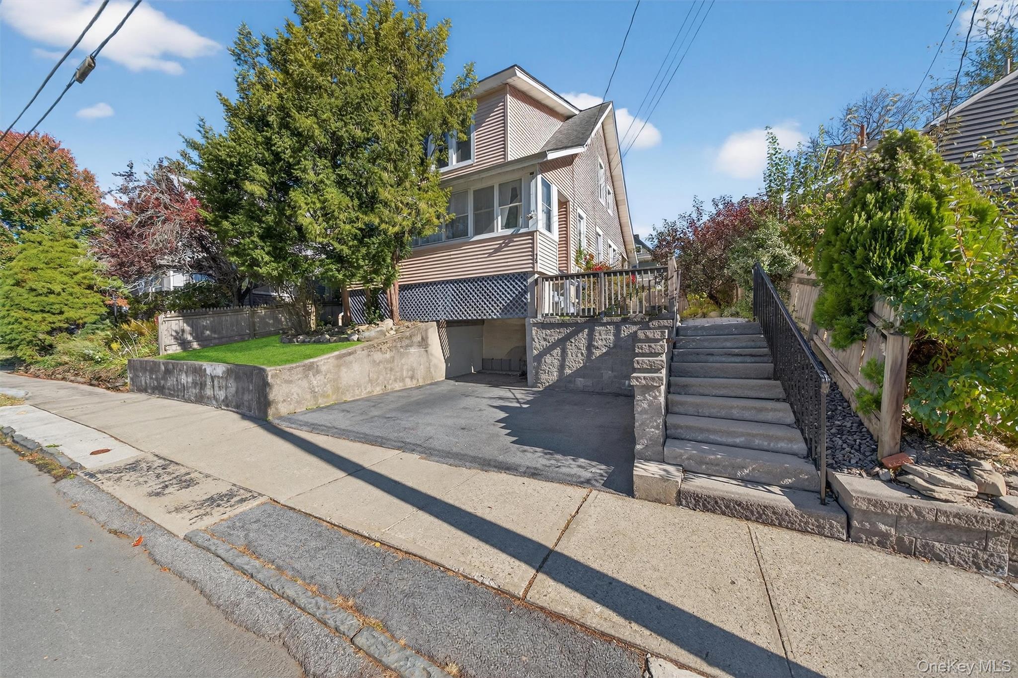 #1 photo, 15 Commonwealth Avenue, Middletown , NY 10940