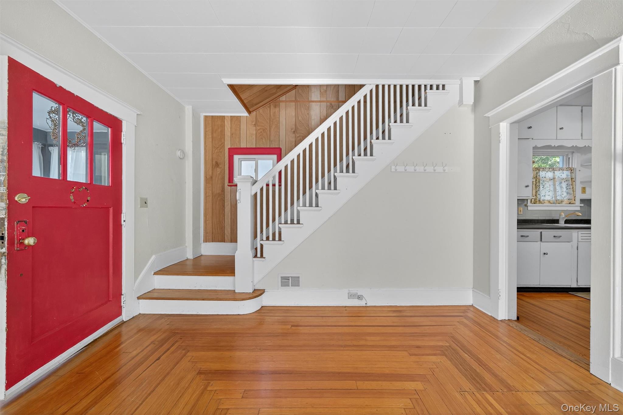 #3 photo, 15 Commonwealth Avenue, Middletown , NY 10940