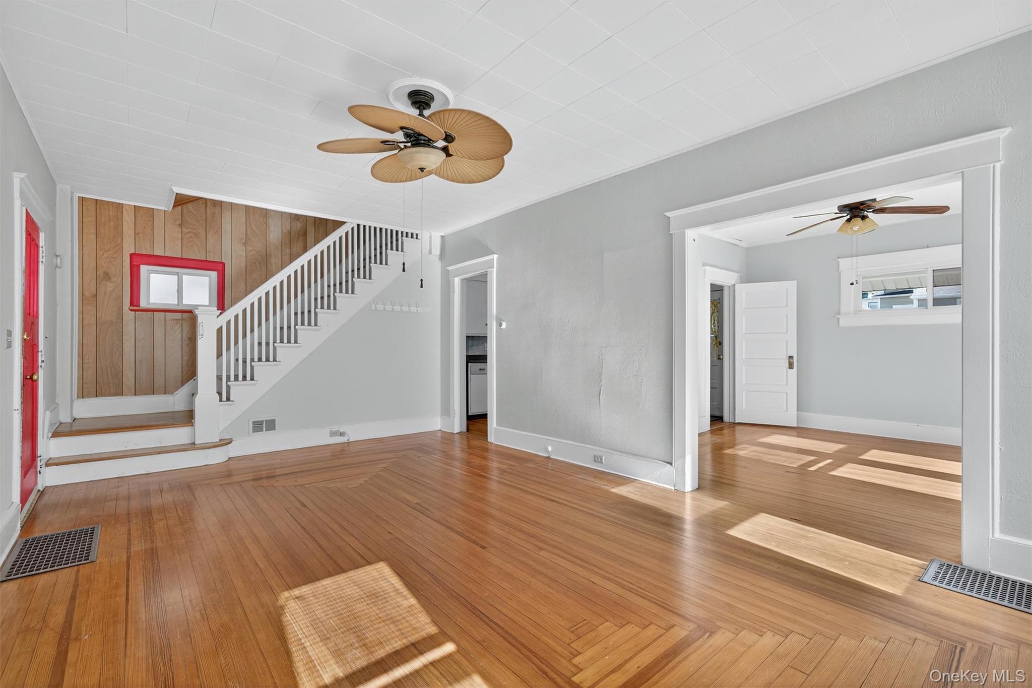 #8 photo, 15 Commonwealth Avenue, Middletown , NY 10940