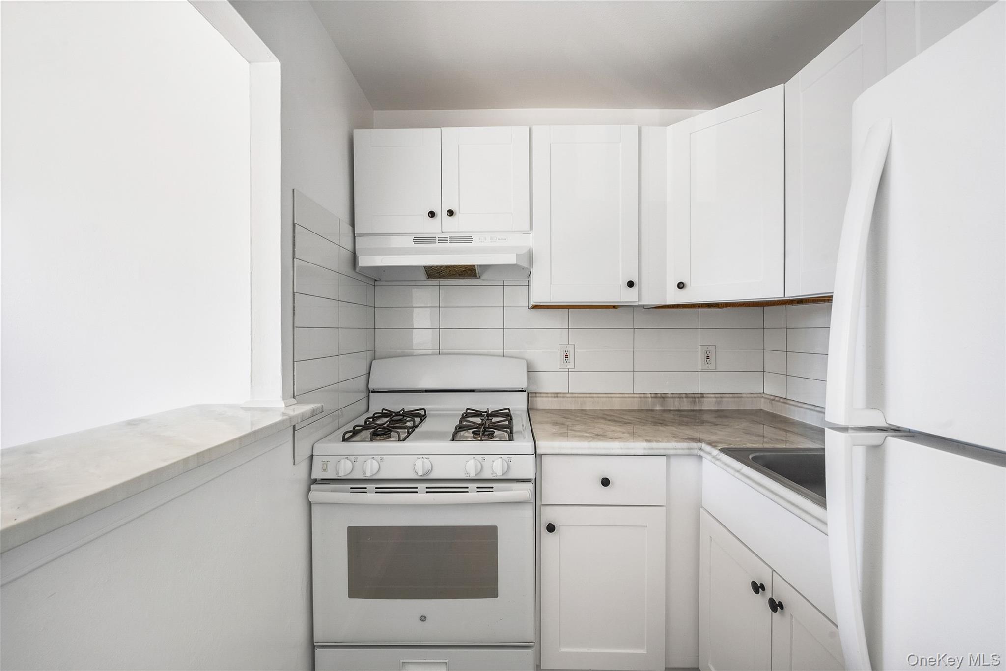 #10 photo, 345 N Broadway, Yonkers , NY 10701