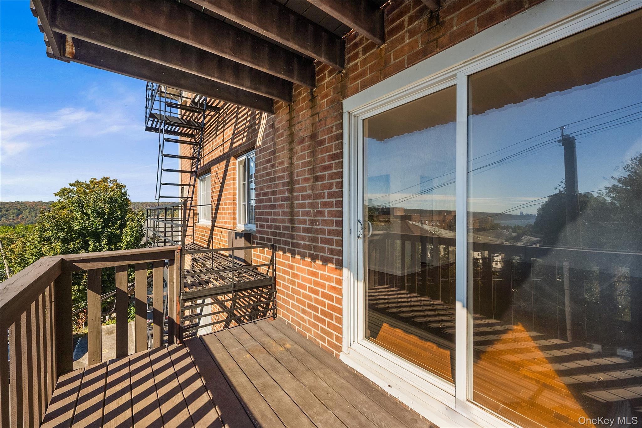 #16 photo, 345 N Broadway, Yonkers , NY 10701