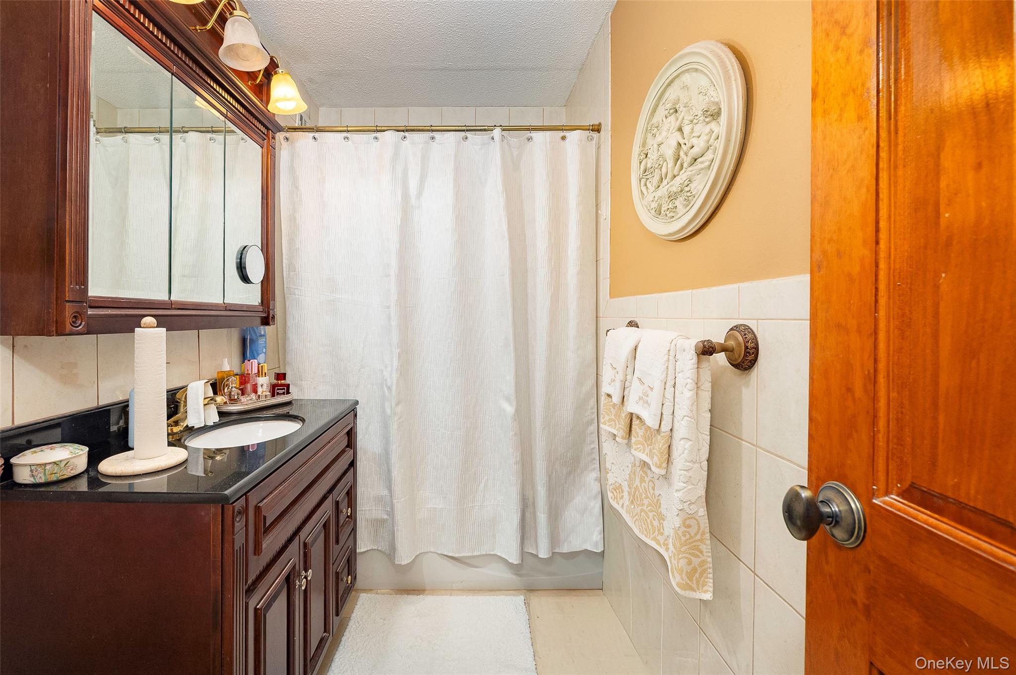 #14 photo, 160 Academy, Poughkeepsie , NY 12601