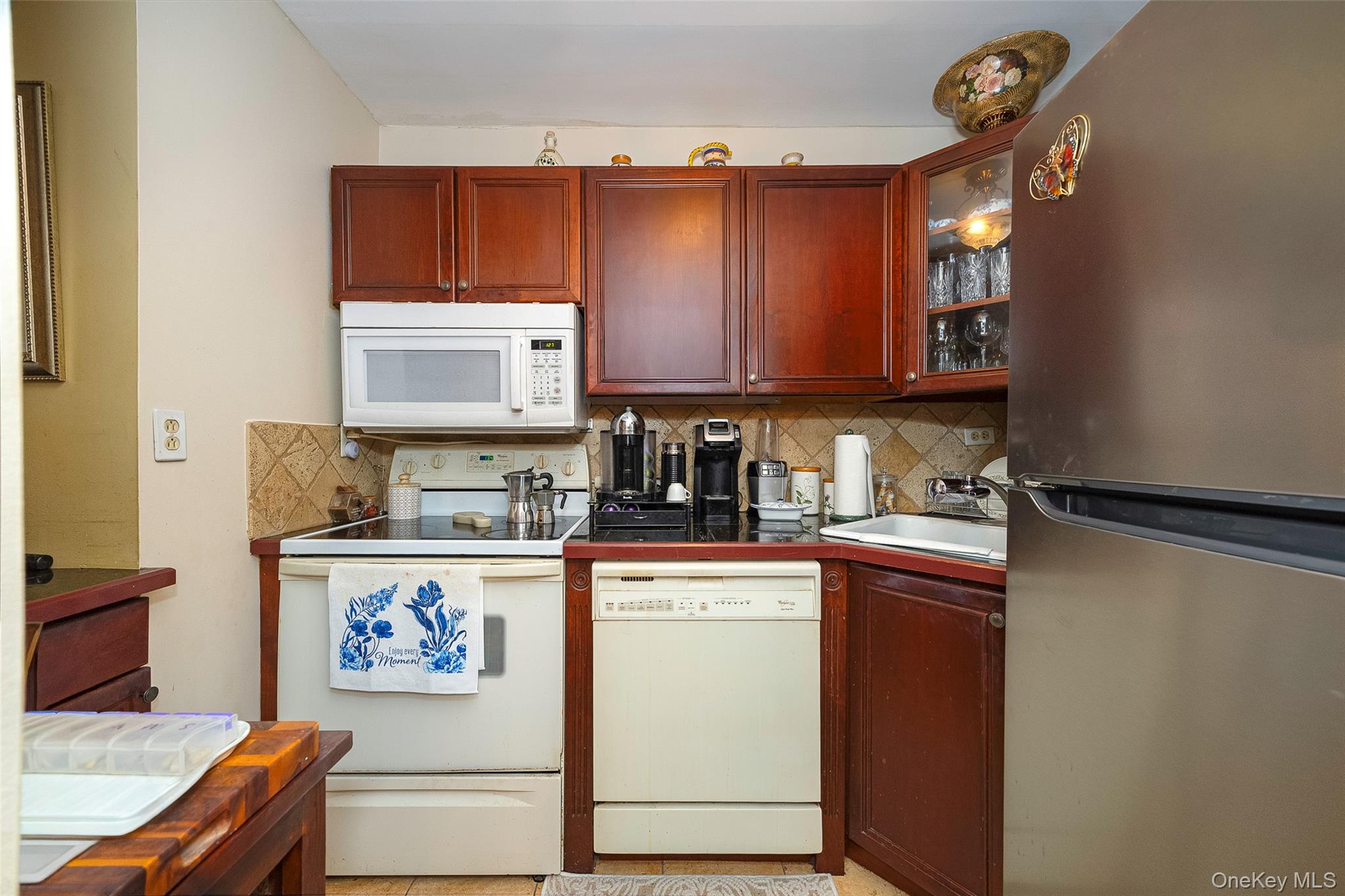 #5 photo, 160 Academy, Poughkeepsie , NY 12601