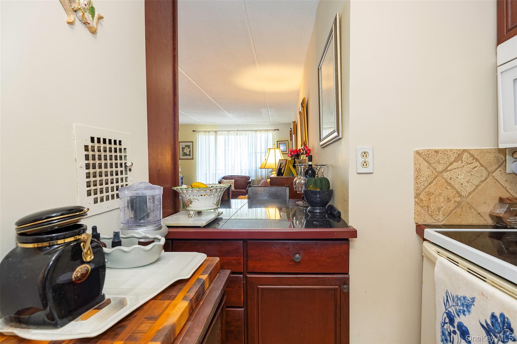 #6 photo, 160 Academy, Poughkeepsie , NY 12601