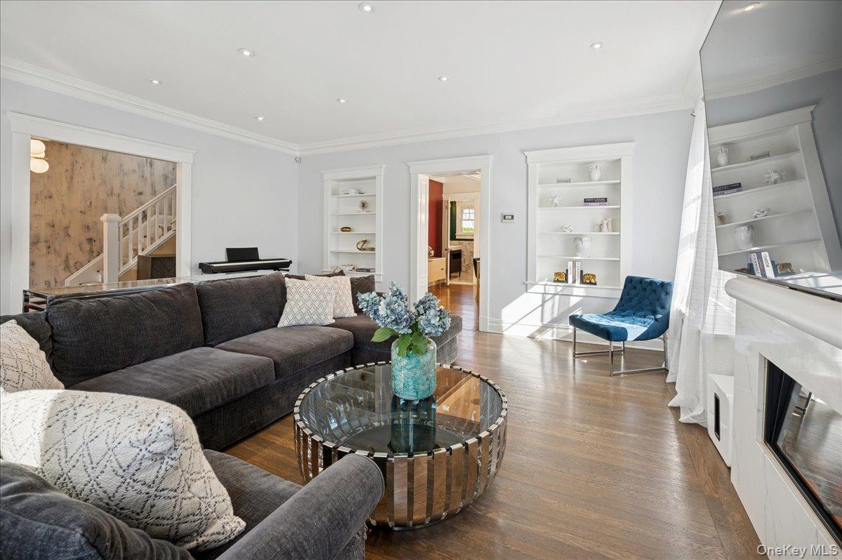 #11 photo, 127 Villa Avenue, Yonkers , NY 10704