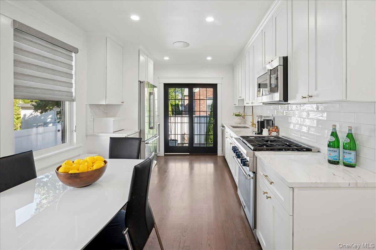 #17 photo, 127 Villa Avenue, Yonkers , NY 10704