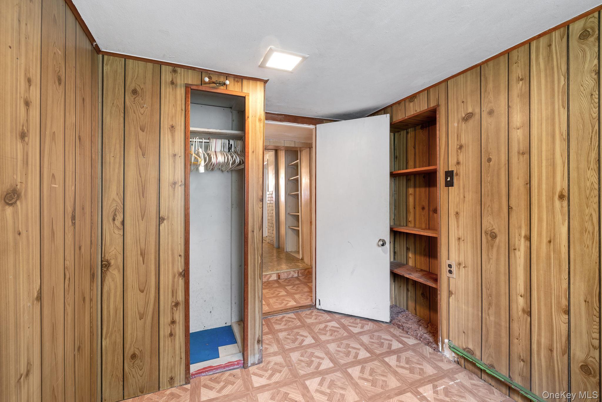 #13 photo, 207 Horns Park, Hyde Park , NY 12538