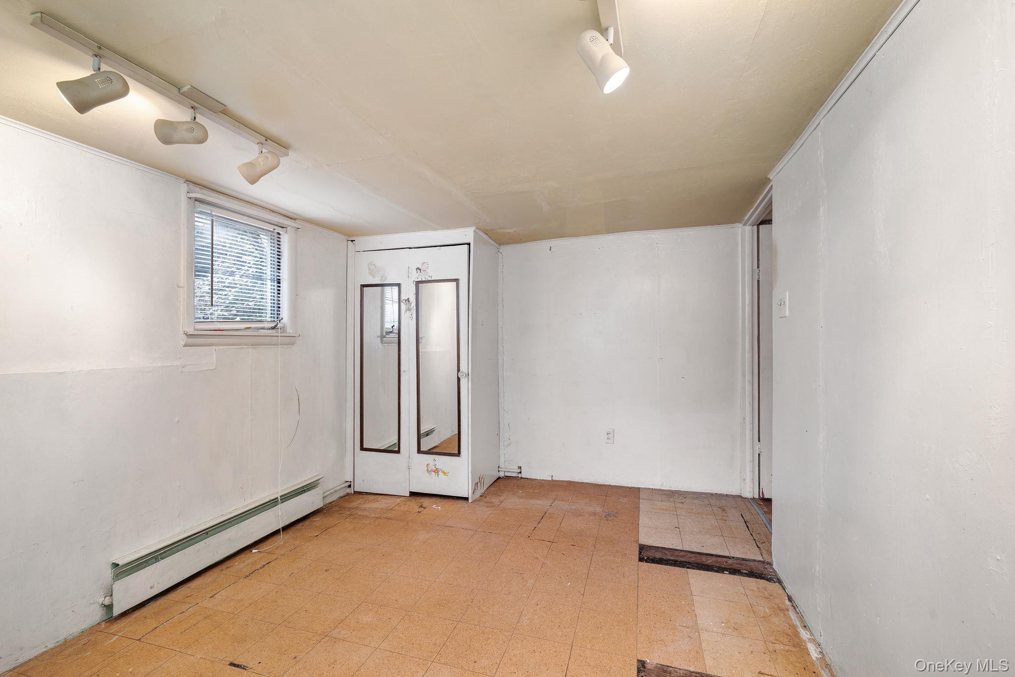 #15 photo, 207 Horns Park, Hyde Park , NY 12538