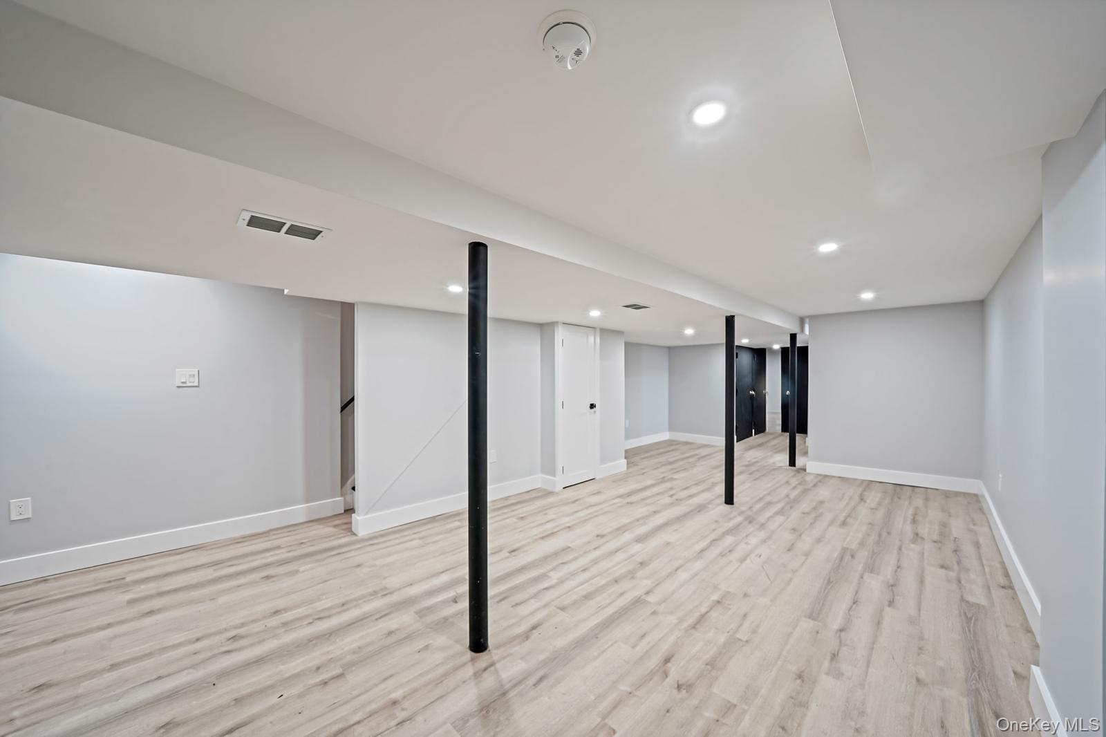 #12 photo, 7518 95th Avenue, クイーンズ区 Ozone Park , NY 11416