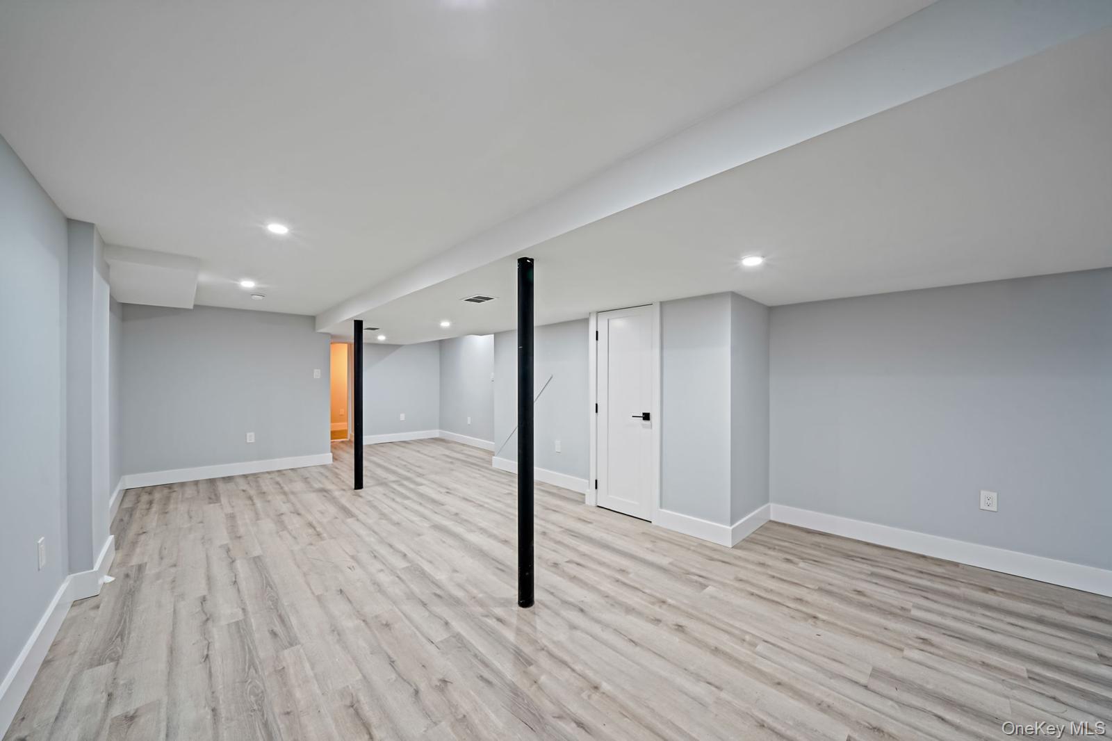 #9 photo, 7518 95th Avenue, クイーンズ区 Ozone Park , NY 11416