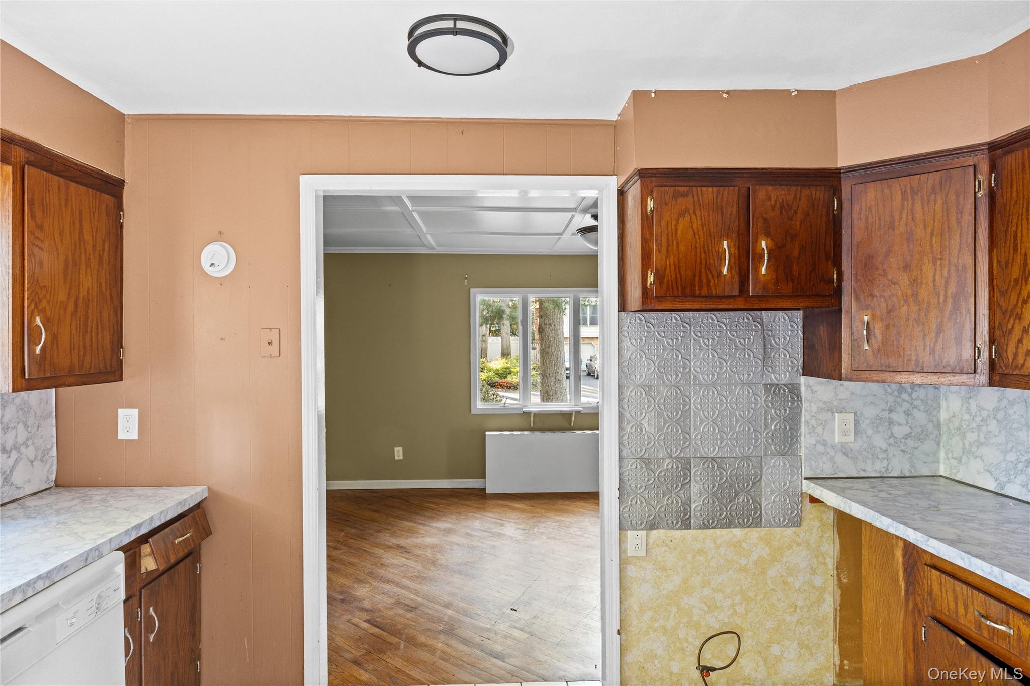 #15 photo, 85 Lake Promenade, サフォーク郡 Ronkonkoma , NY 11779