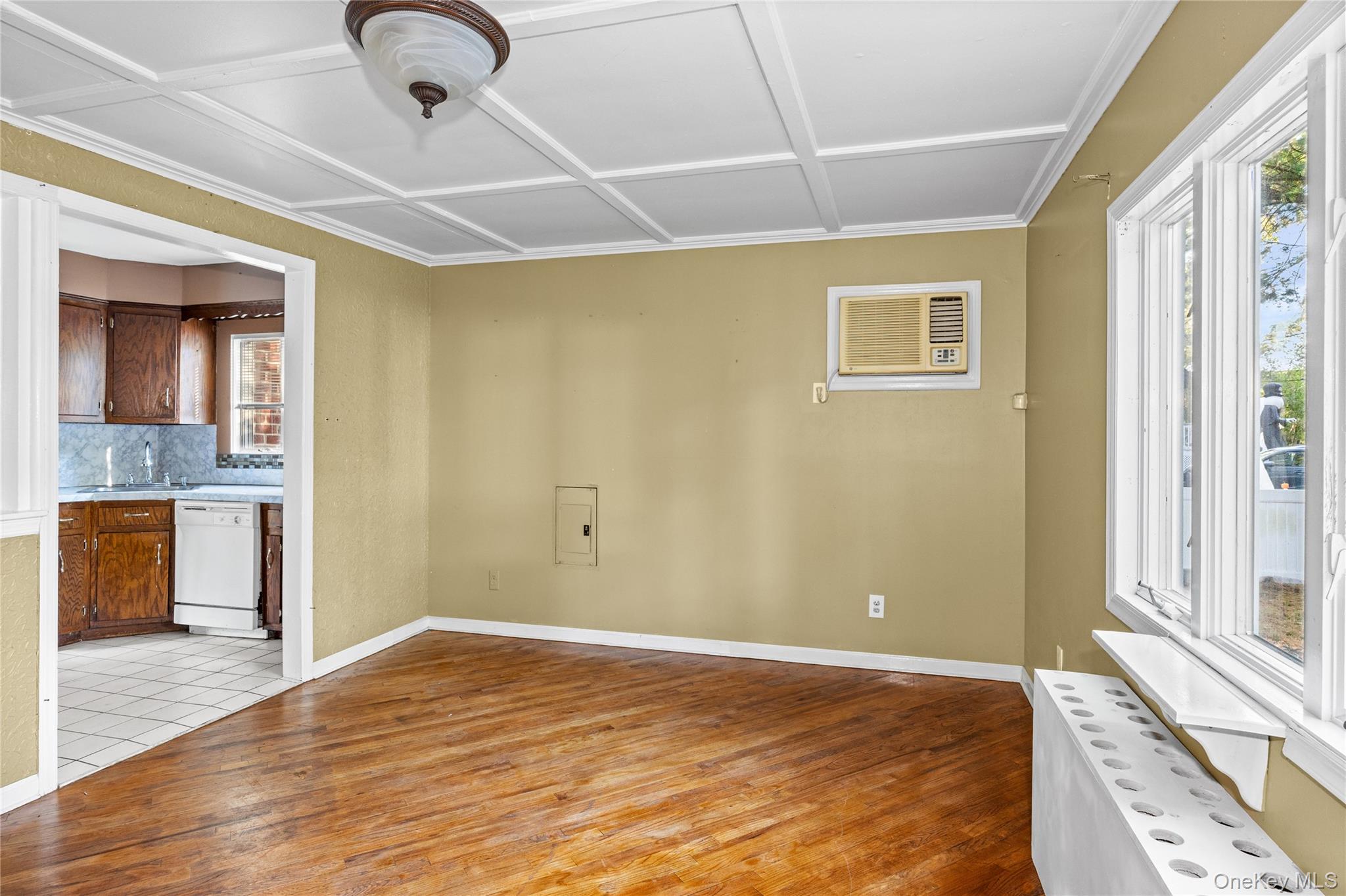 #8 photo, 85 Lake Promenade, サフォーク郡 Ronkonkoma , NY 11779