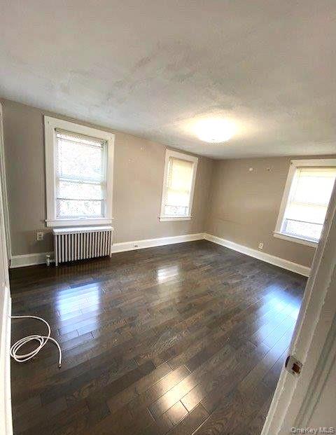 #7 photo, 600 1st Avenue, New Hyde Park , NY 11040