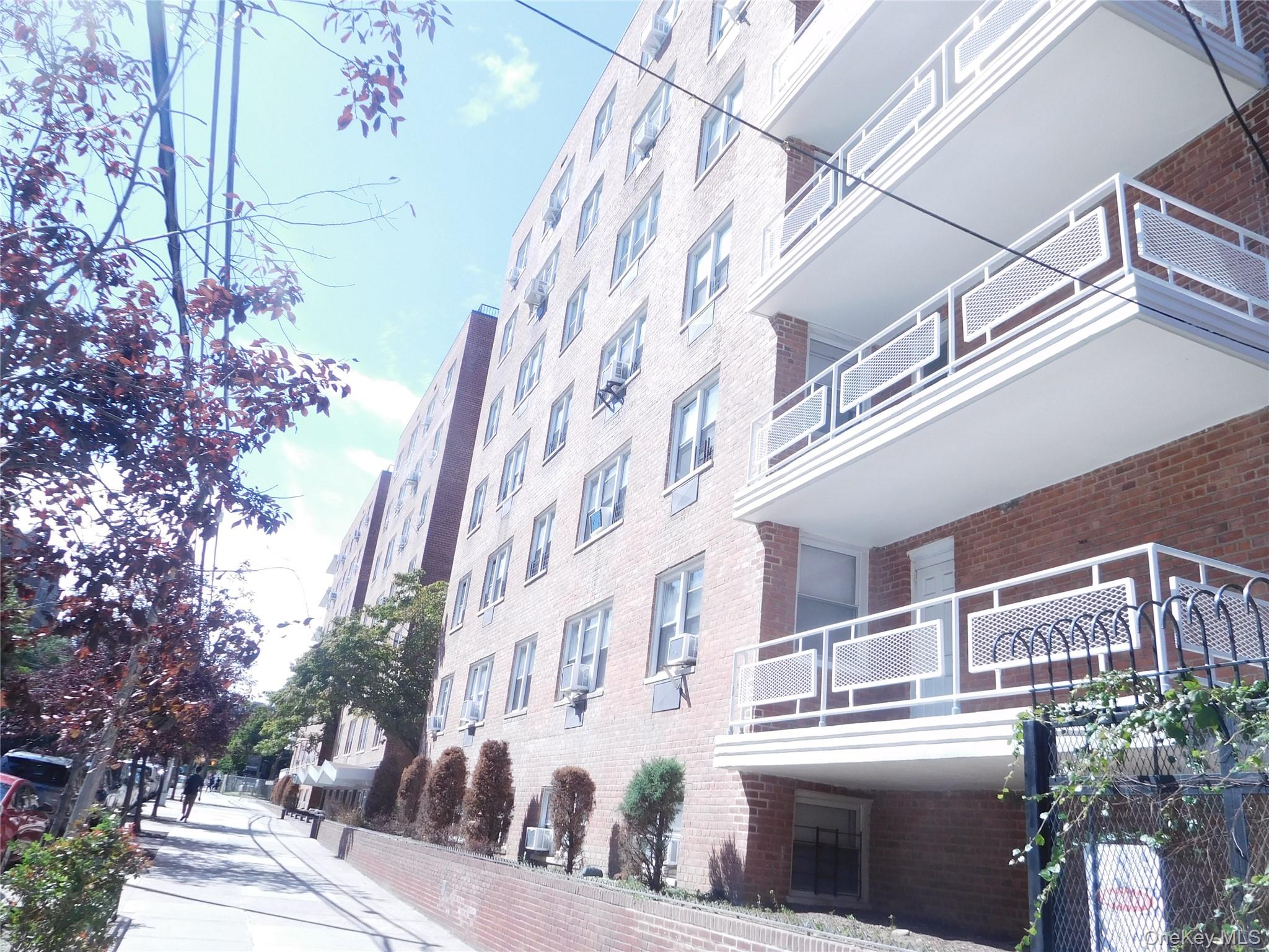 #1 photo, 34-20 Parsons Blvd, クイーンズ区 Flushing , NY 11354