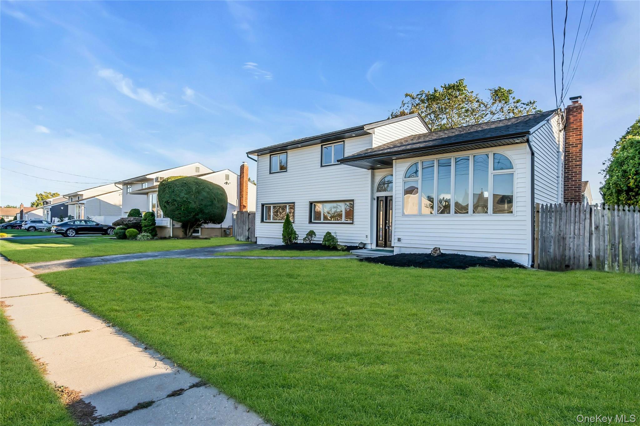 #2 photo, 248 N Iowa Avenue, ナッソー郡 Massapequa , NY 11758