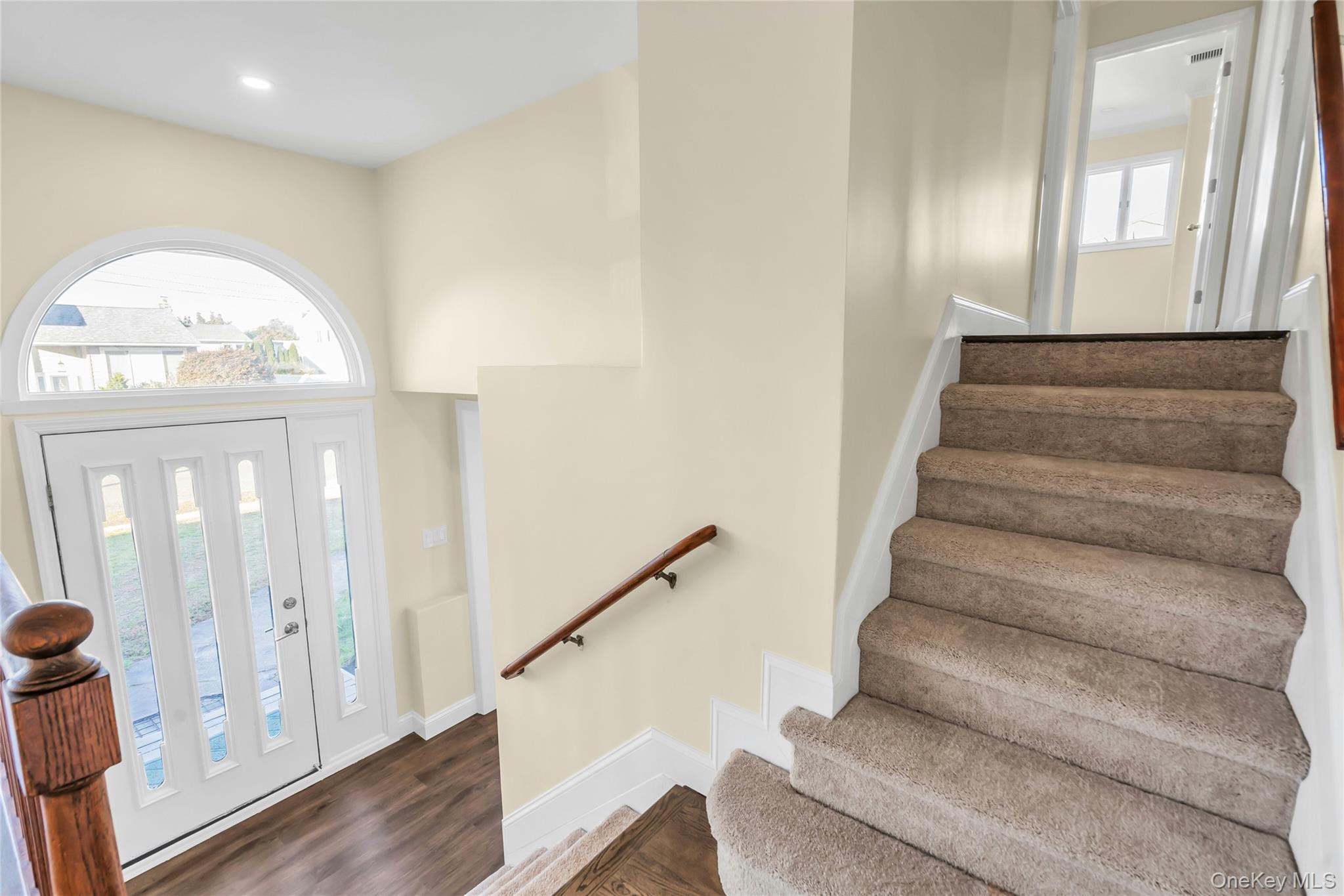 #6 photo, 248 N Iowa Avenue, ナッソー郡 Massapequa , NY 11758