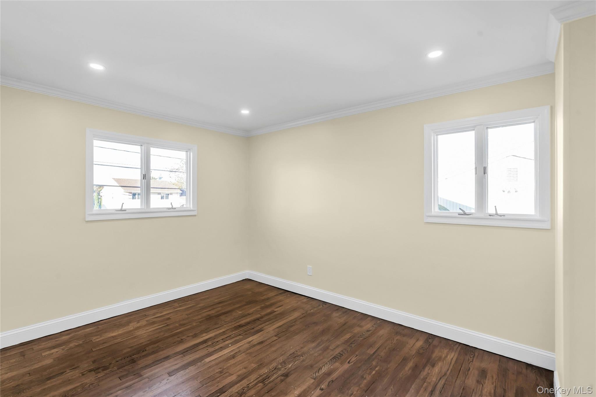 #7 photo, 248 N Iowa Avenue, ナッソー郡 Massapequa , NY 11758