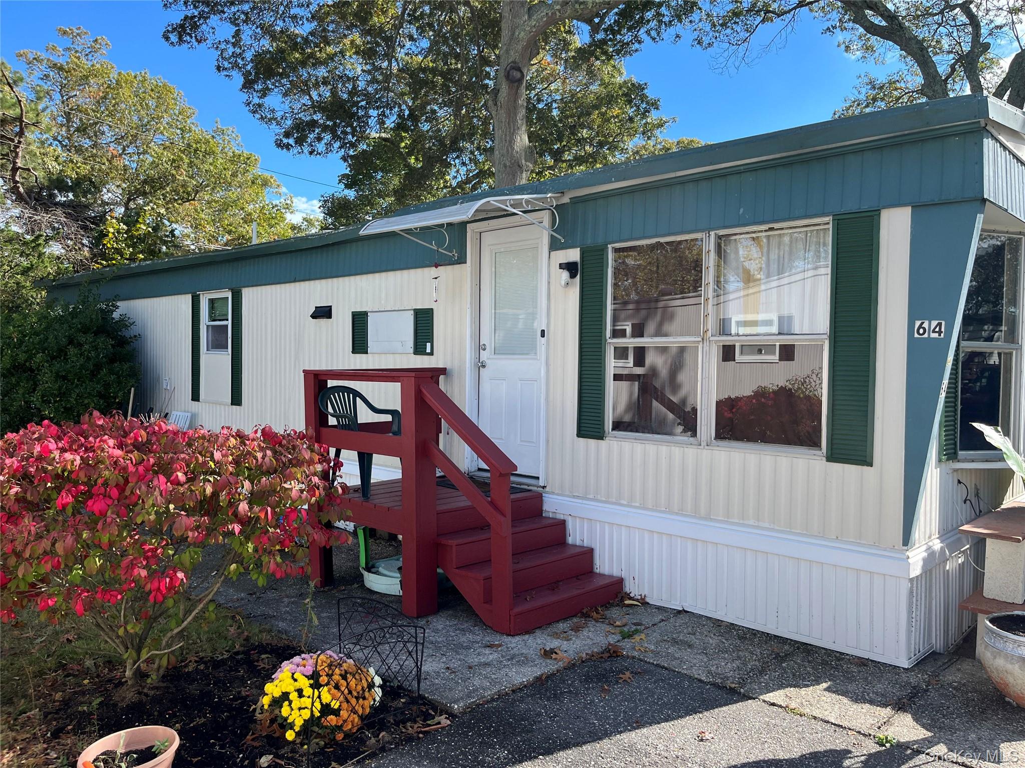 #2 photo, 37-64 HUBBARD AVE, サフォーク郡 Riverhead , NY 11901